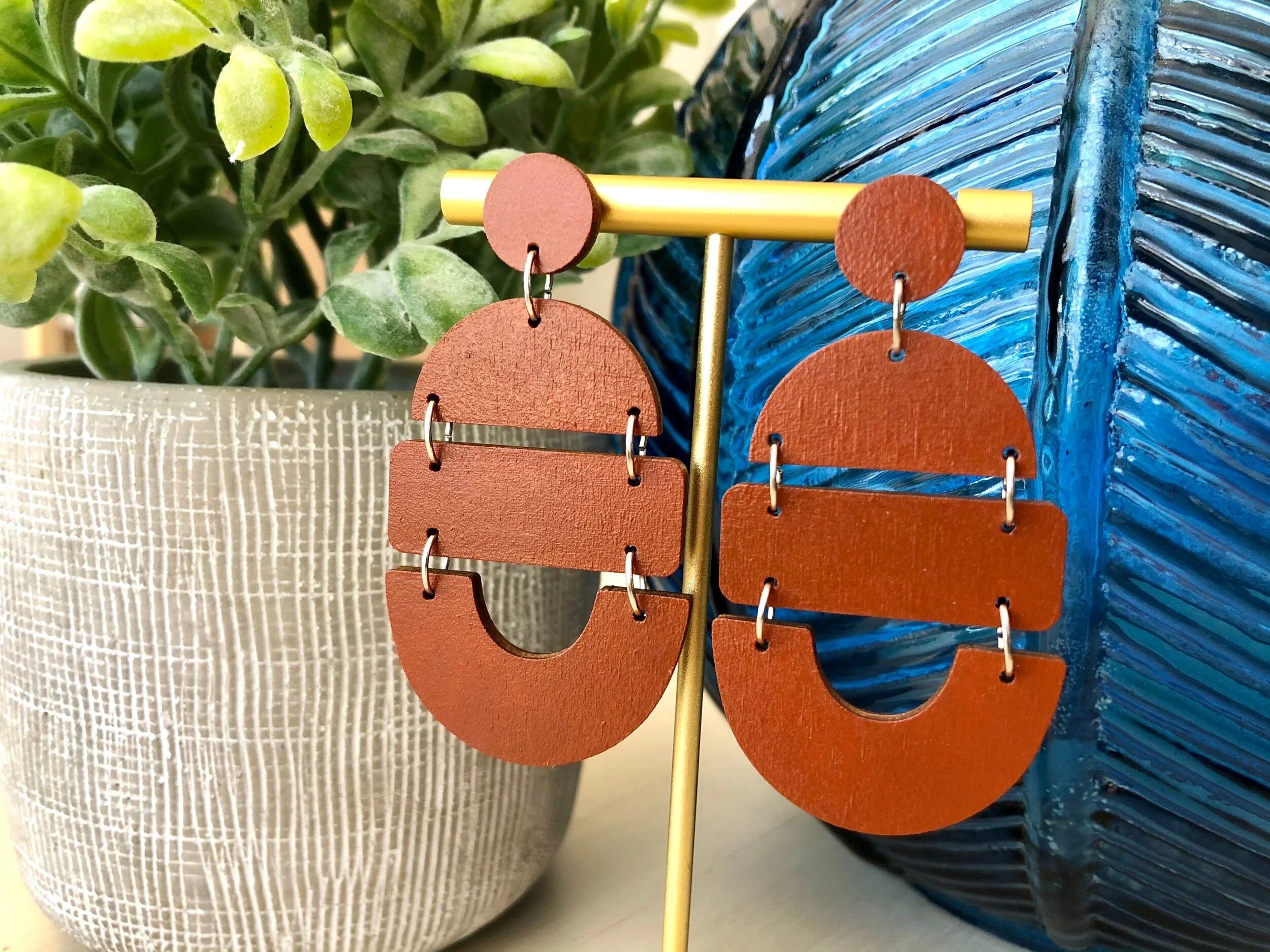 5E3E838A-78CE-411E-8F93-8E944C0AF6EF