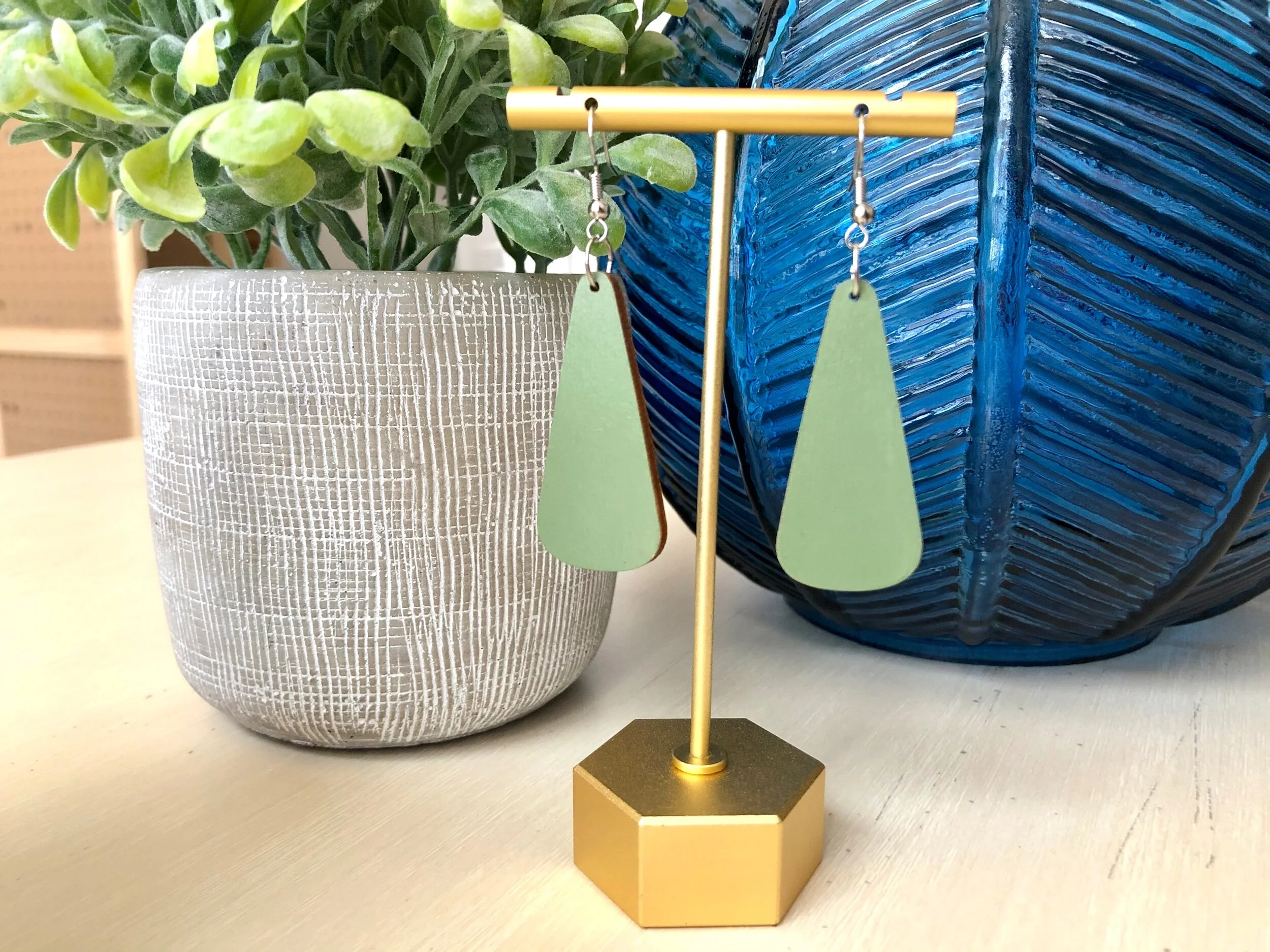 58D5FF81-3DE7-43FD-A632-DC357EB3E68B