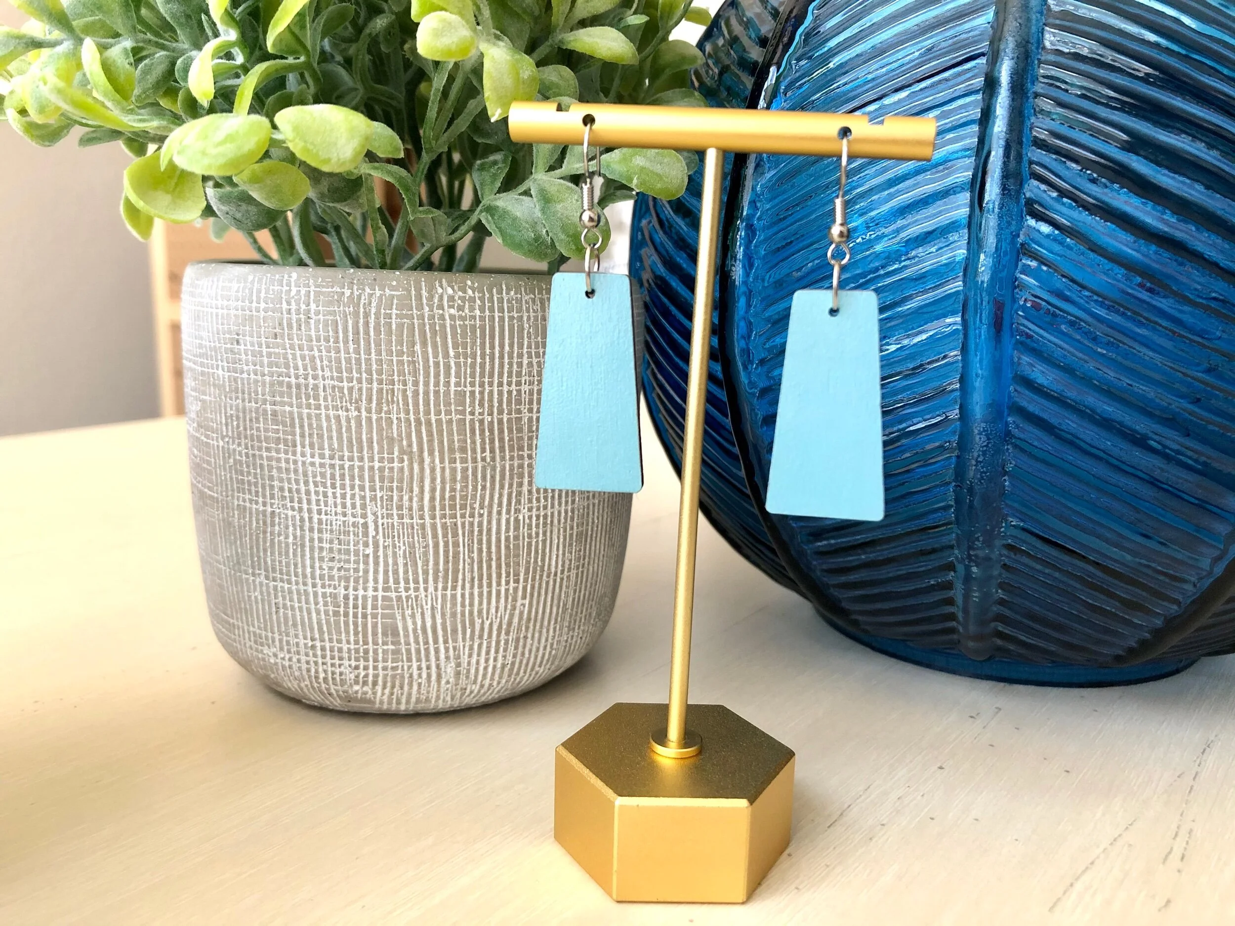 1C8FD2EB-E14E-4A64-BB5F-897AE2B475C5