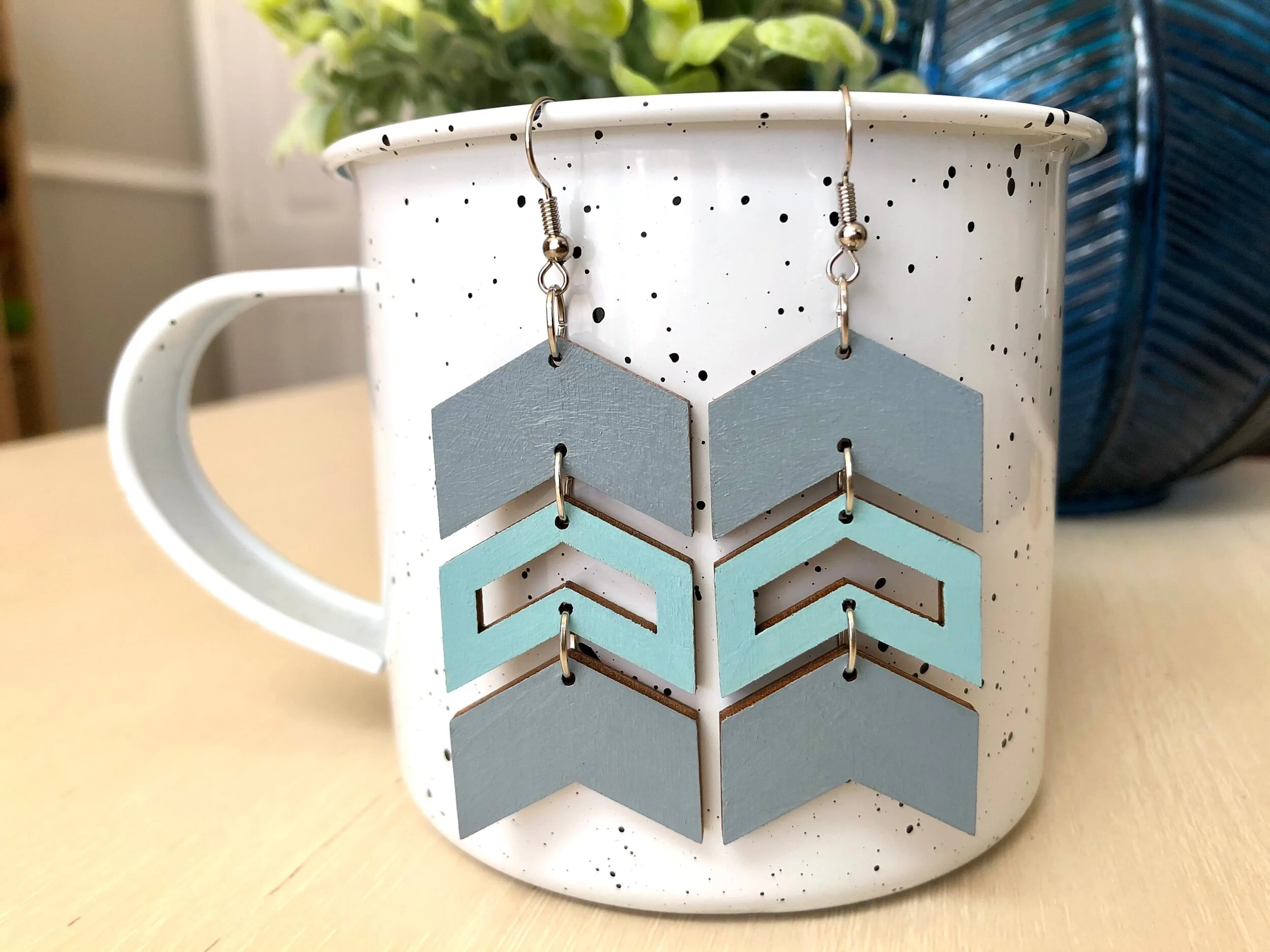 735B881F-75F6-4A49-B4CD-0948ECC8BB2E