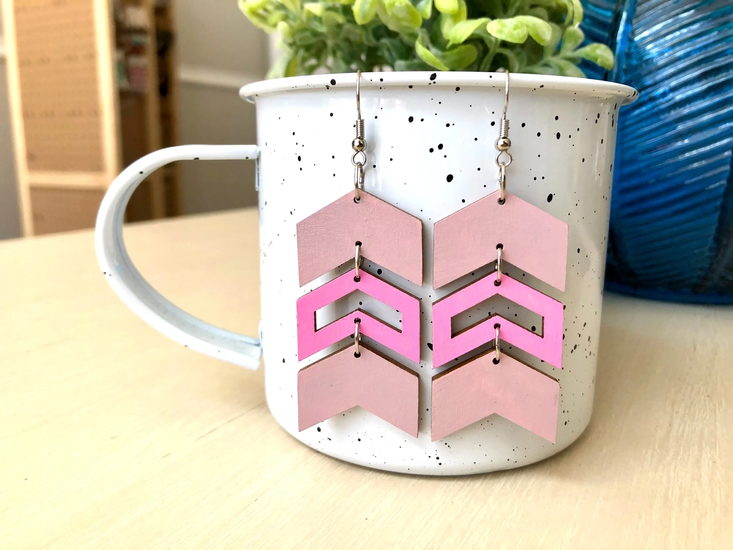 D7DE8D5C-E543-4CA3-8F85-7C287FAD3D10