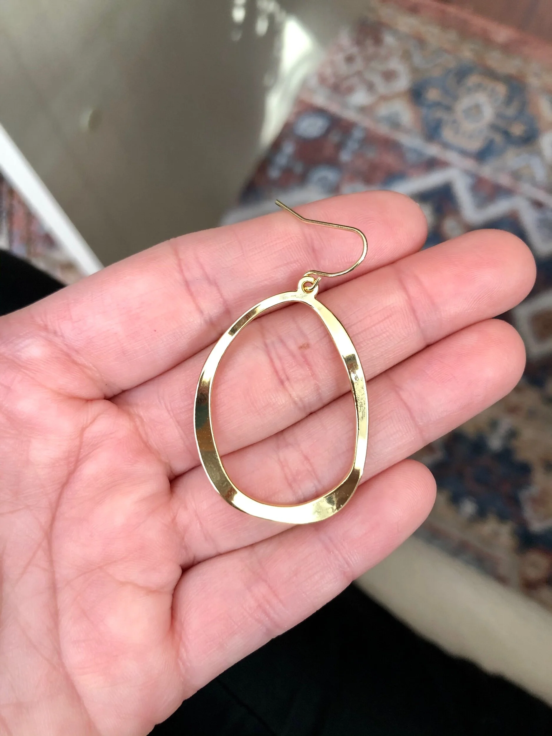 0B331866-41C9-4072-8AE8-CA5C41DA71AF