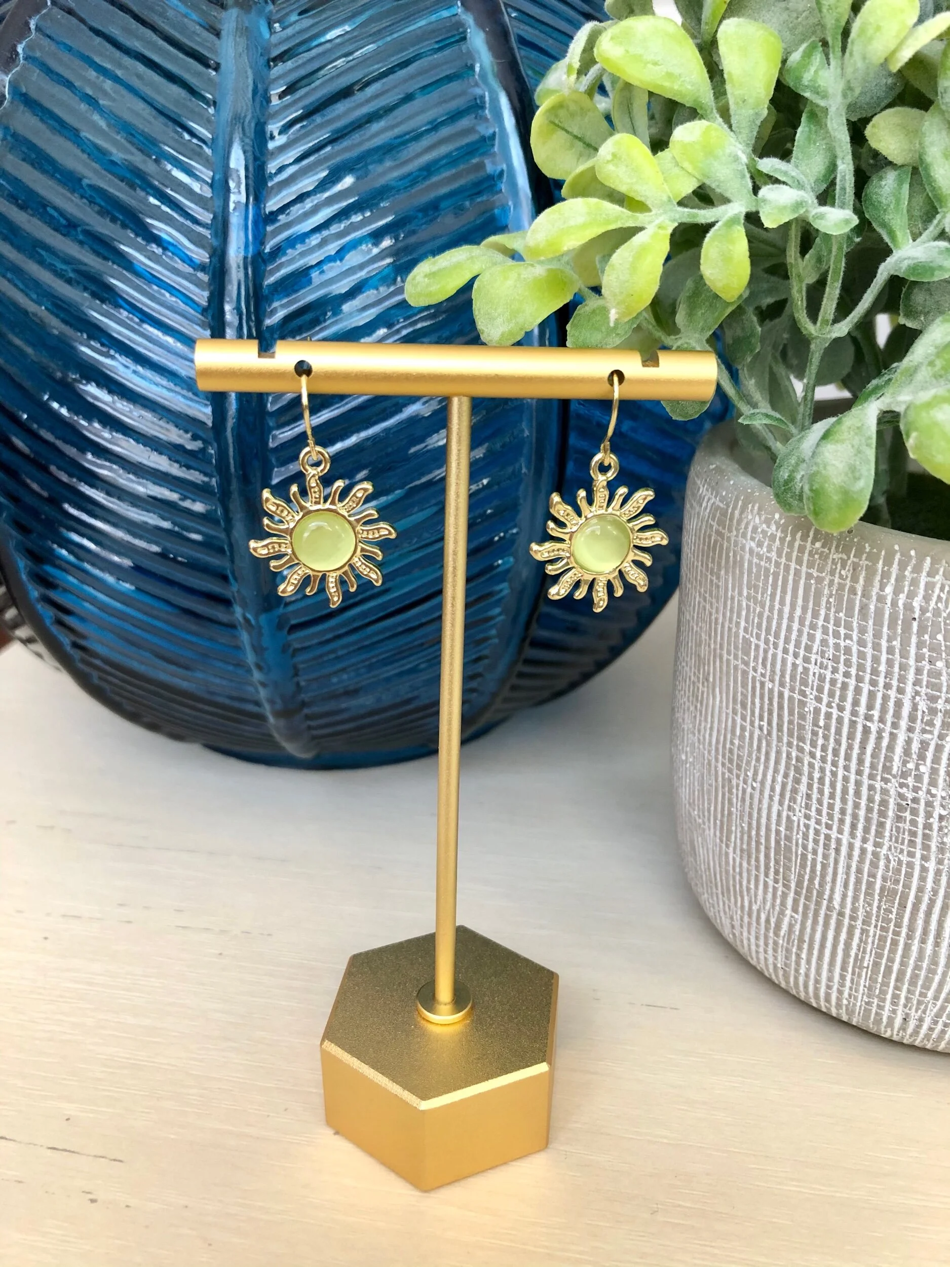 C7C788B0-7120-4755-A5E2-C9D781D9BDEC