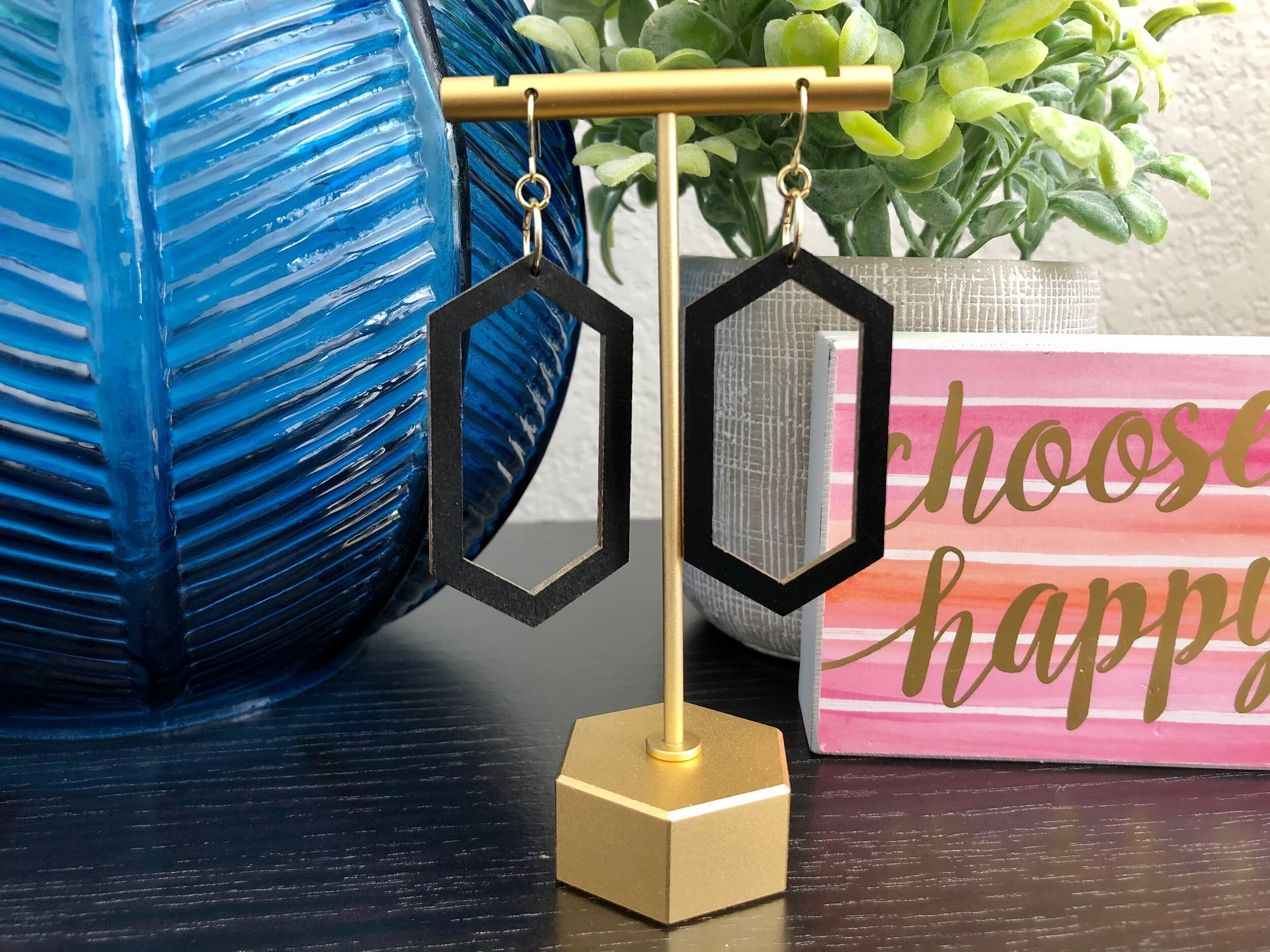 FFA55E94-97B3-4B3E-AF66-4D703F41B6B5