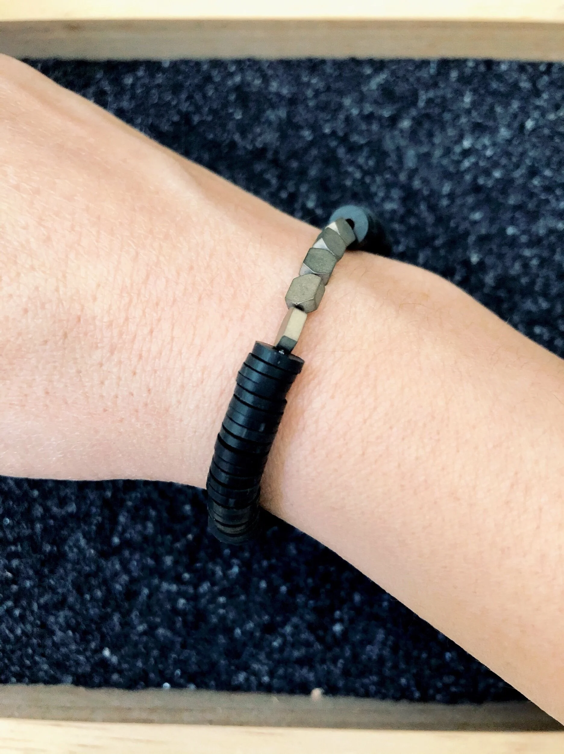 ECF4FA4F-F435-42B7-87F9-C69B27099570