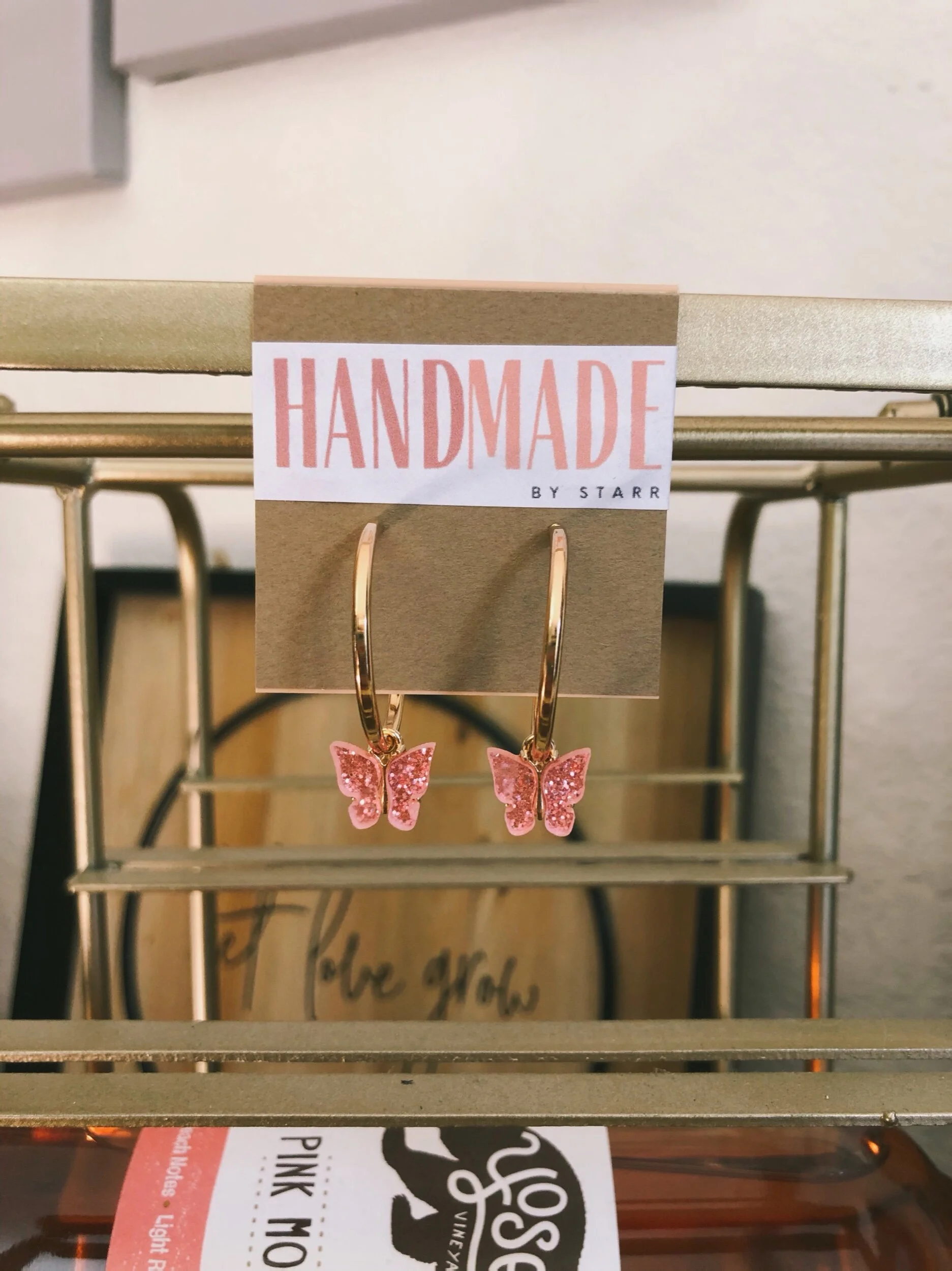 37CD05FC-ABD0-4D9C-AC95-A1CDCB716EF2