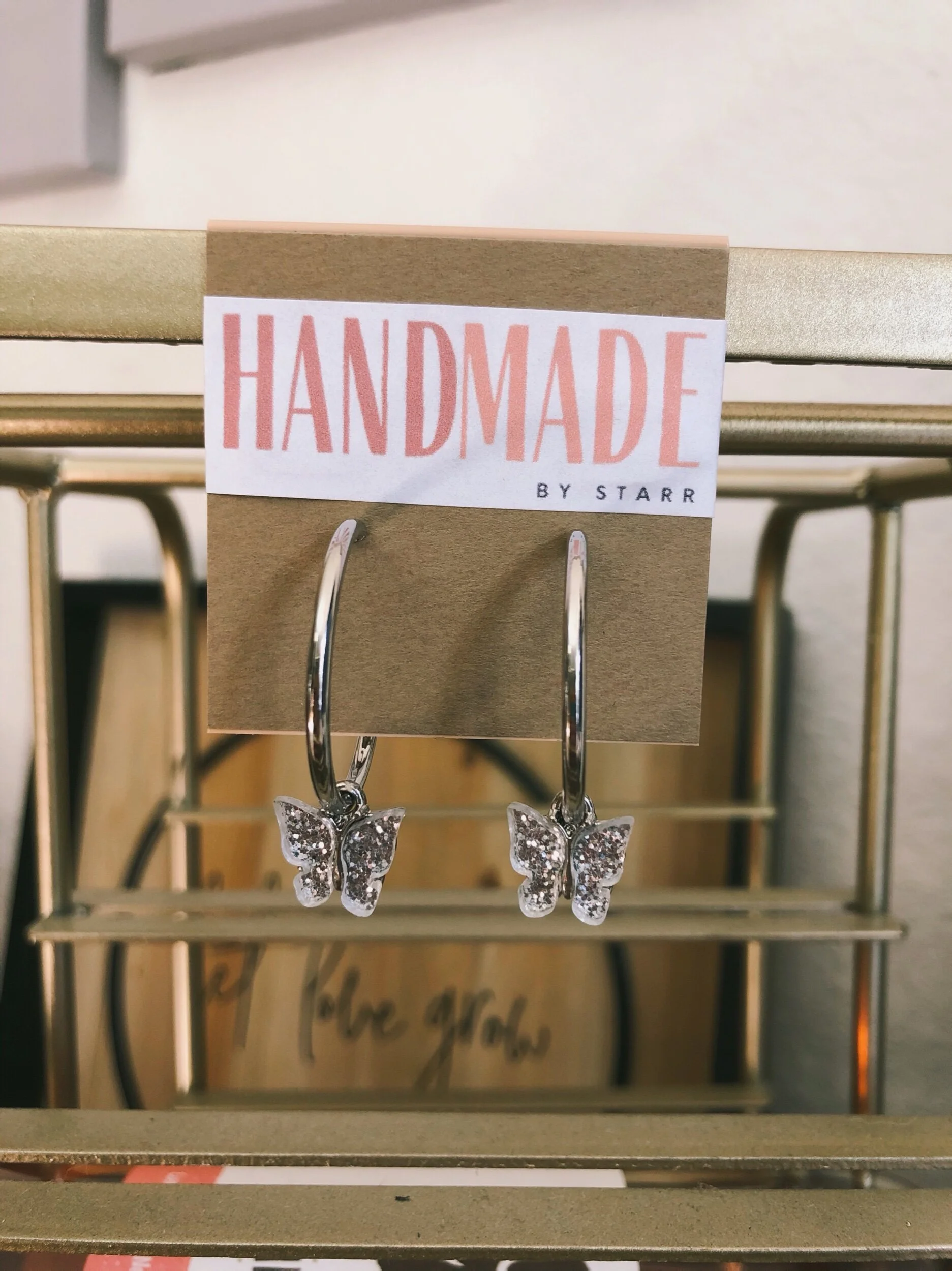 EBBECCFD-49E7-40DA-8F67-ADF391EB2ADF