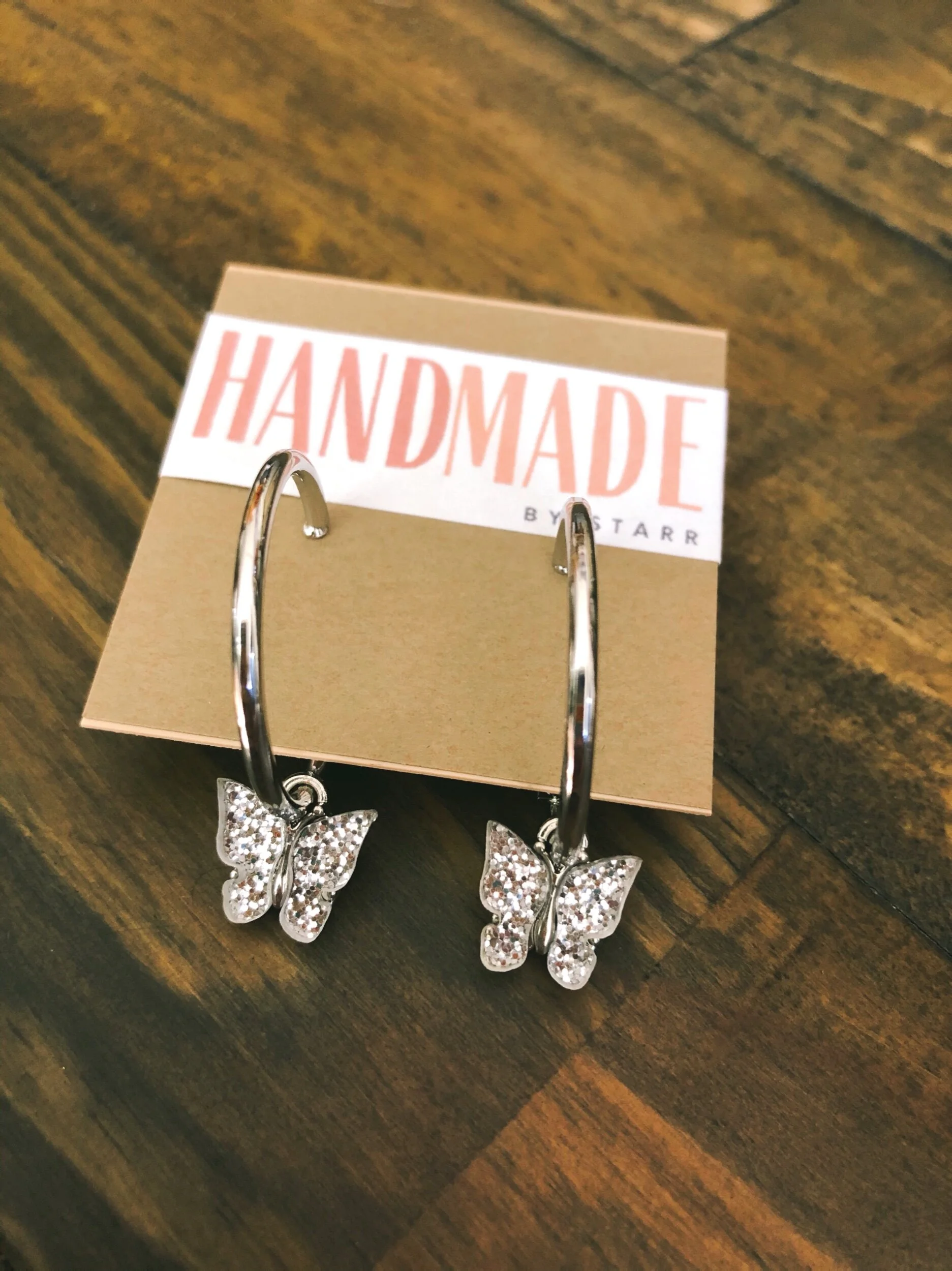 76D6F474-CABA-4351-A13F-1E0EAB318225