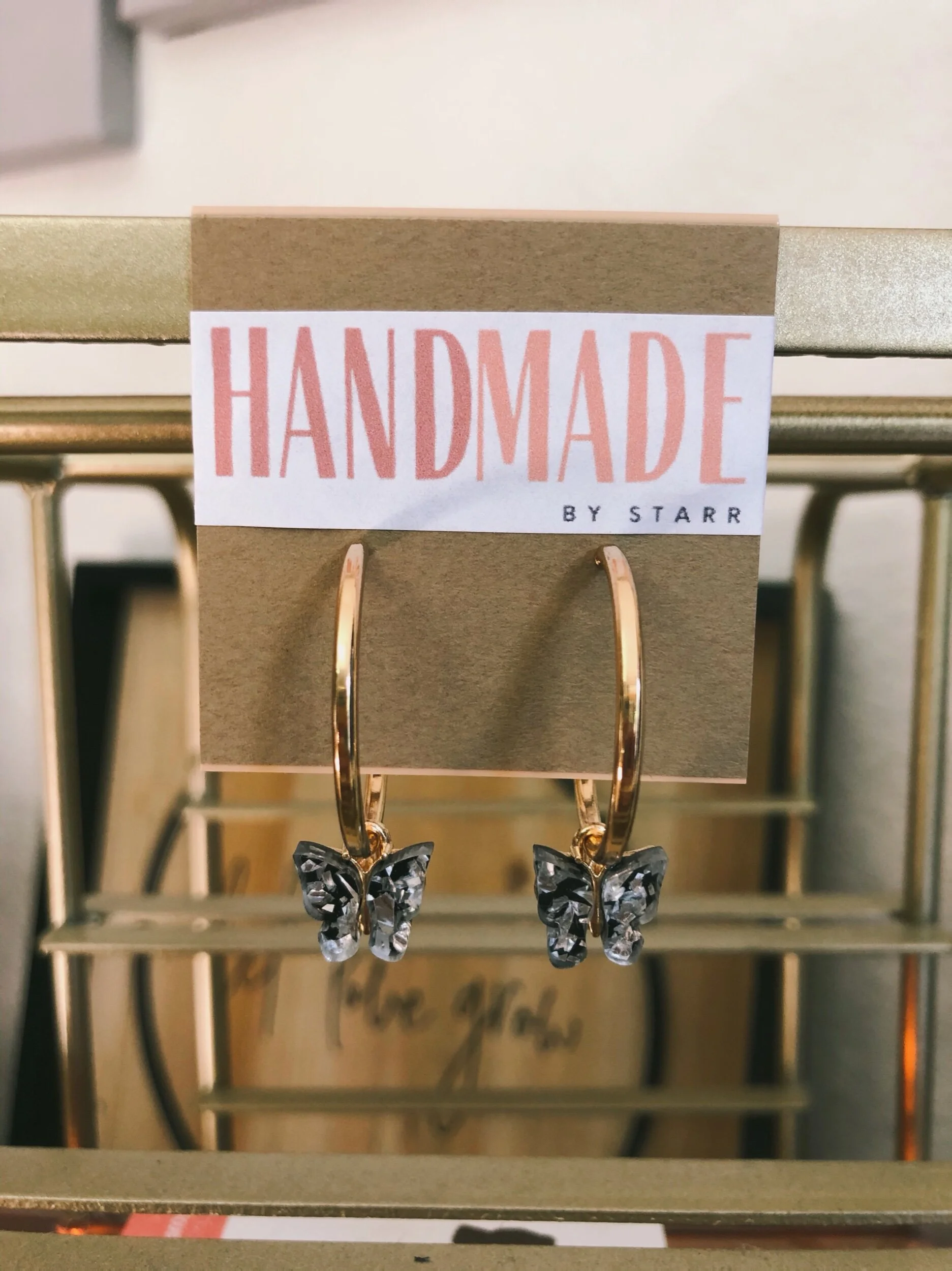 584DEB9F-98B4-426B-835B-0D80C19AFE41