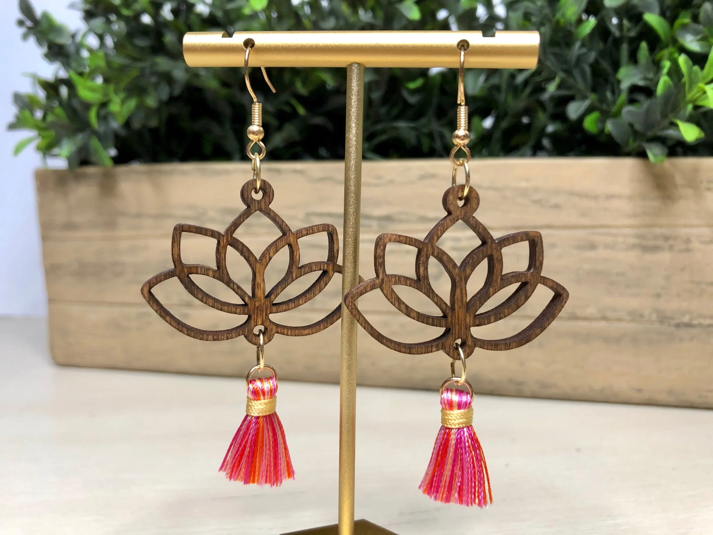 649E4F8C-1B60-435C-9D7C-741B2C52EF1E