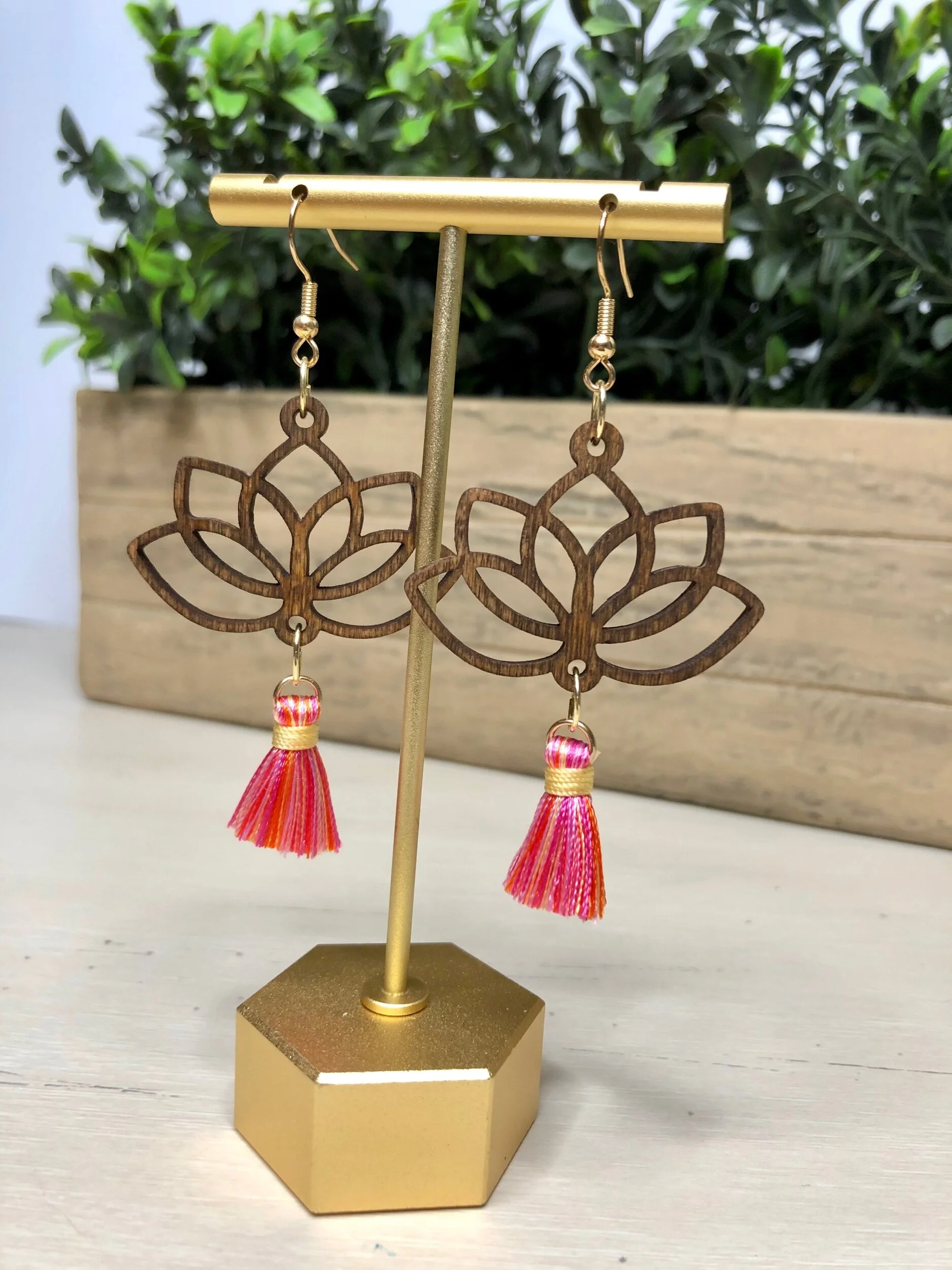 DED9E4B1-FD85-44E1-A12C-320EAD754F1E