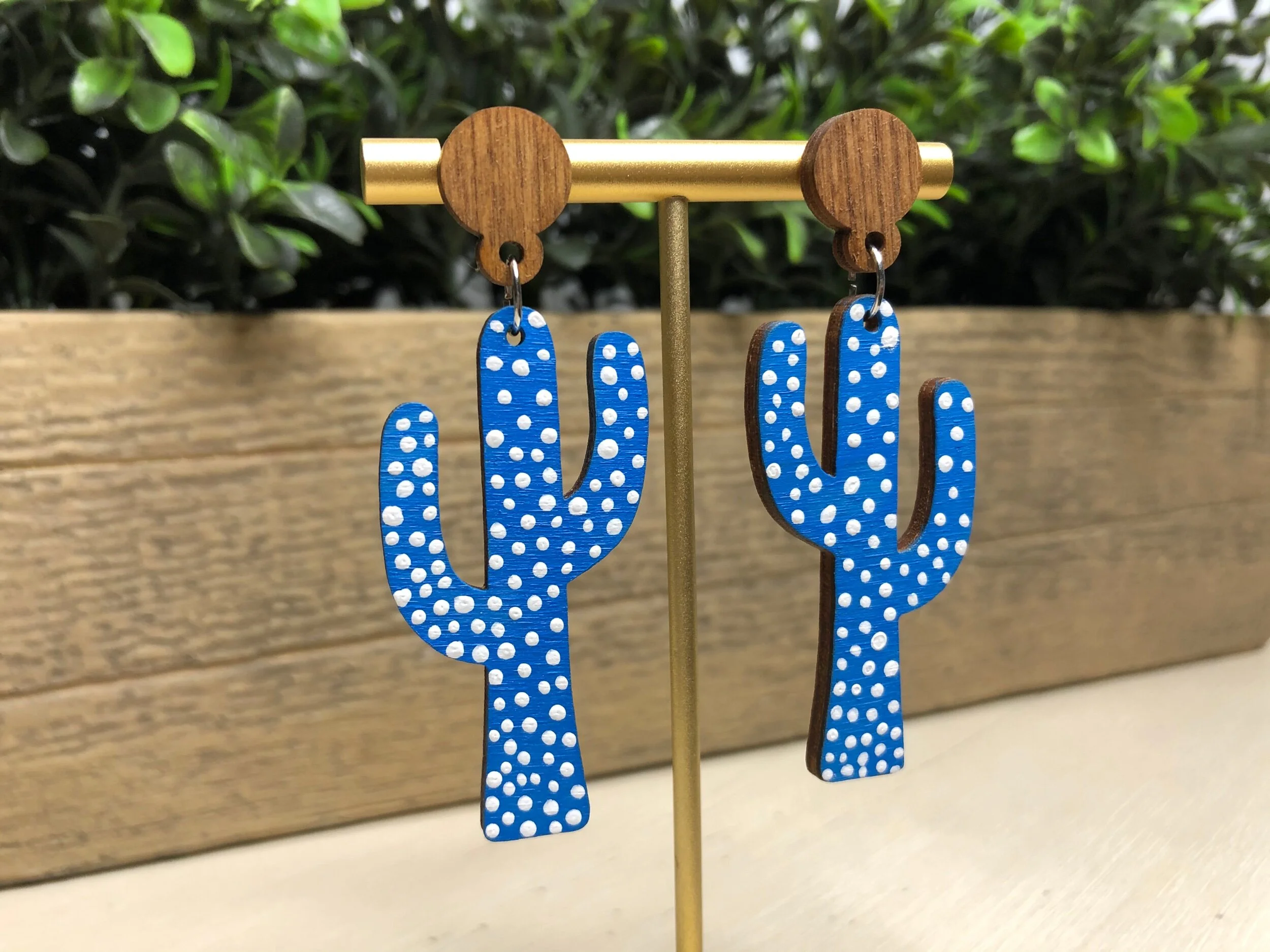 7BF14041-F2E3-41C1-8AD4-039C79859079