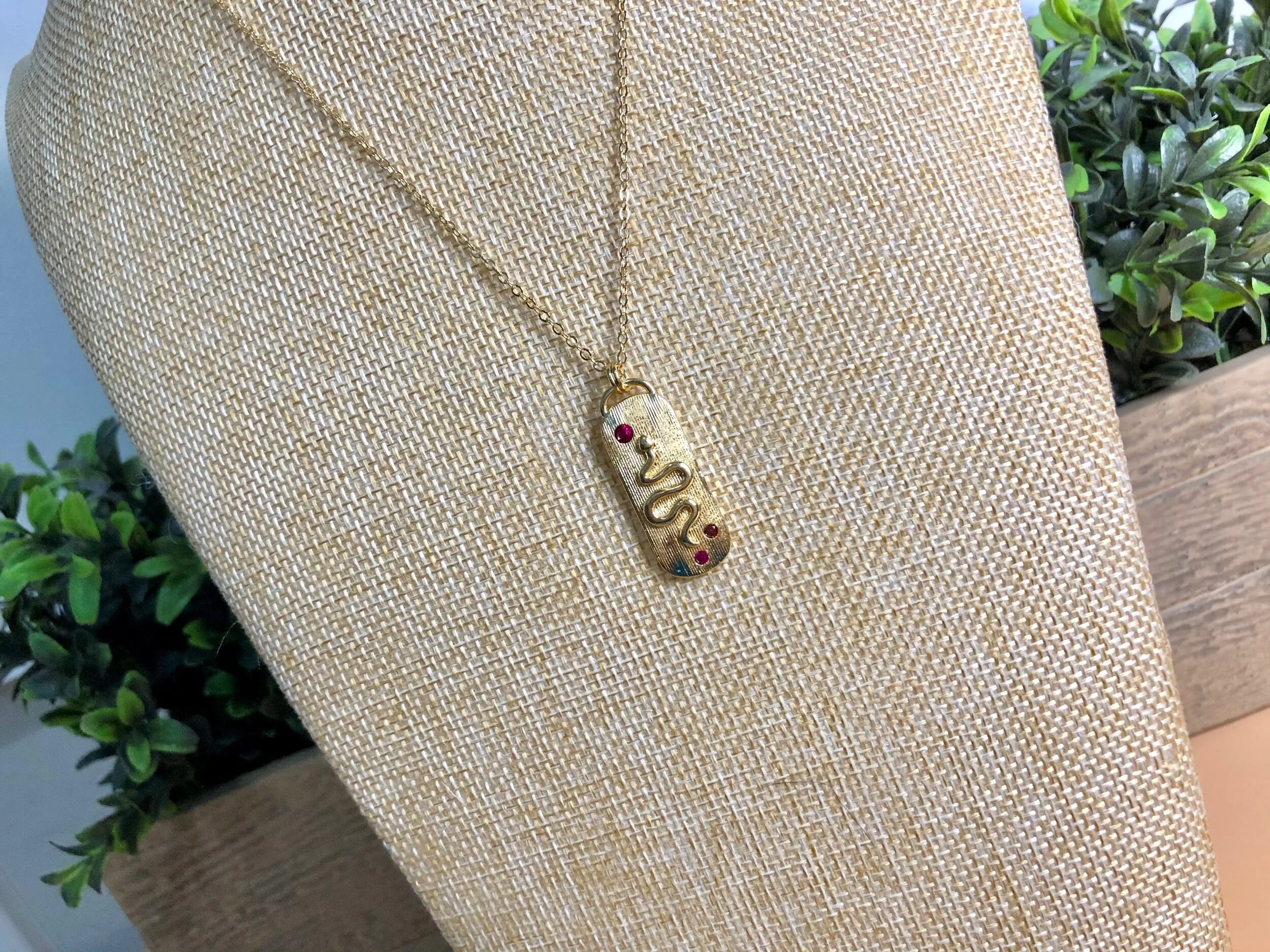 6C728AD8-8427-4140-96BC-096C48362F7B