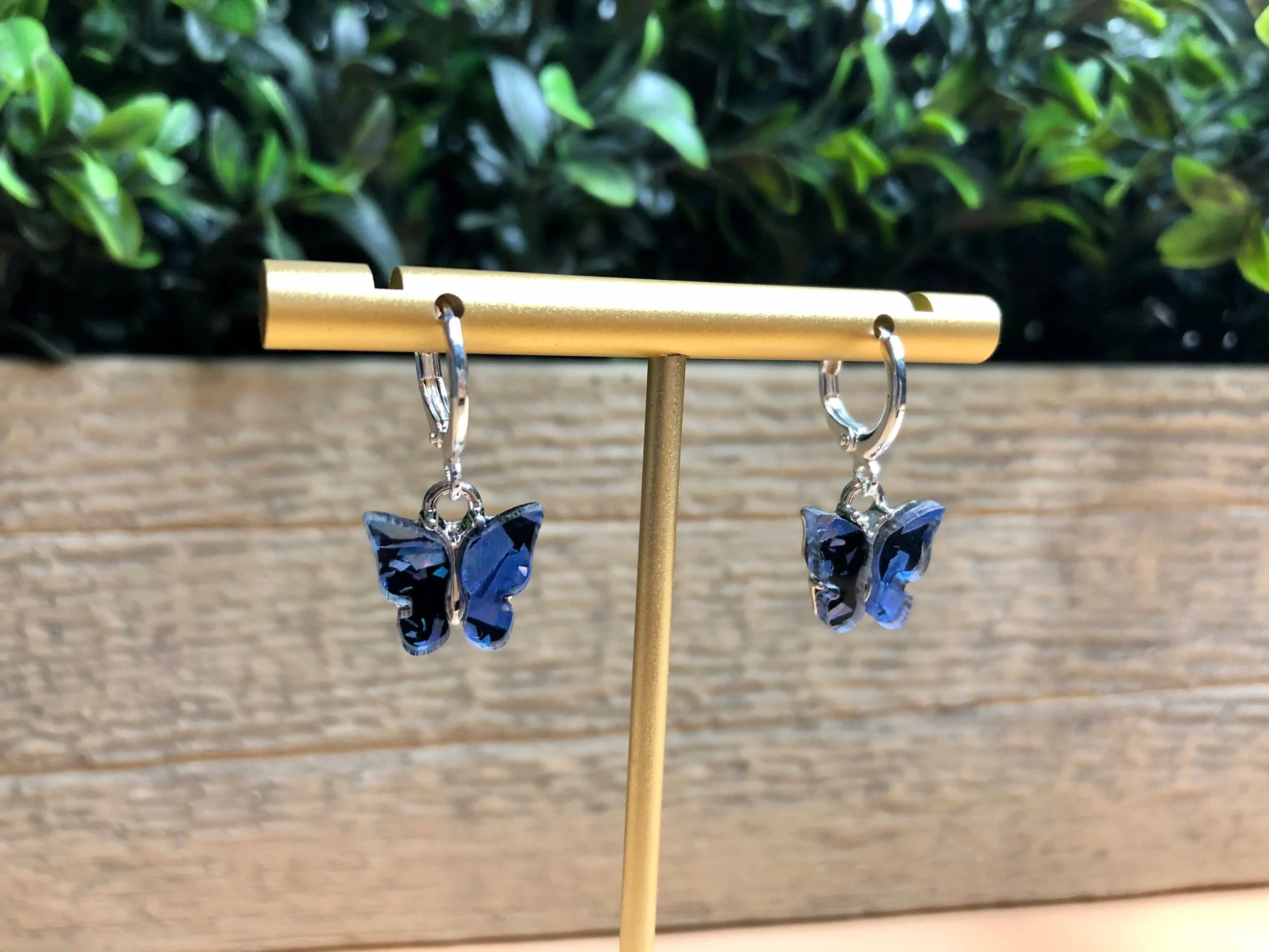 81AE603F-F7E6-4CAD-8851-BA89EB23474B