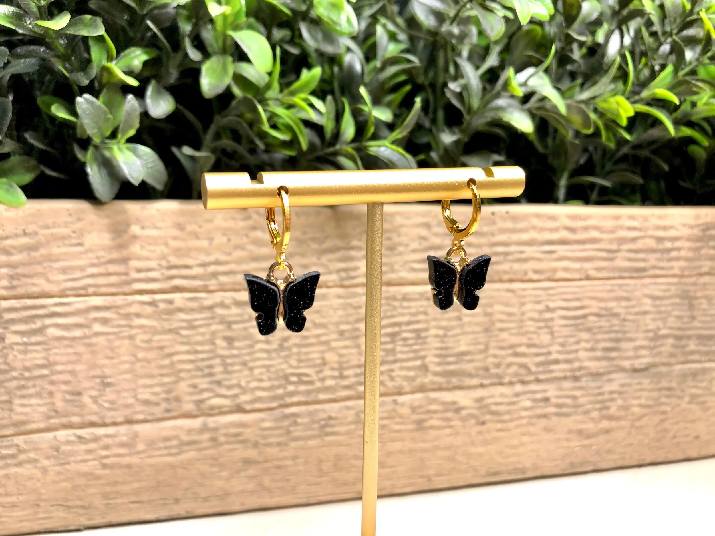 EB47F337-25F0-4D06-9B6B-4B8CB1DF9BE7