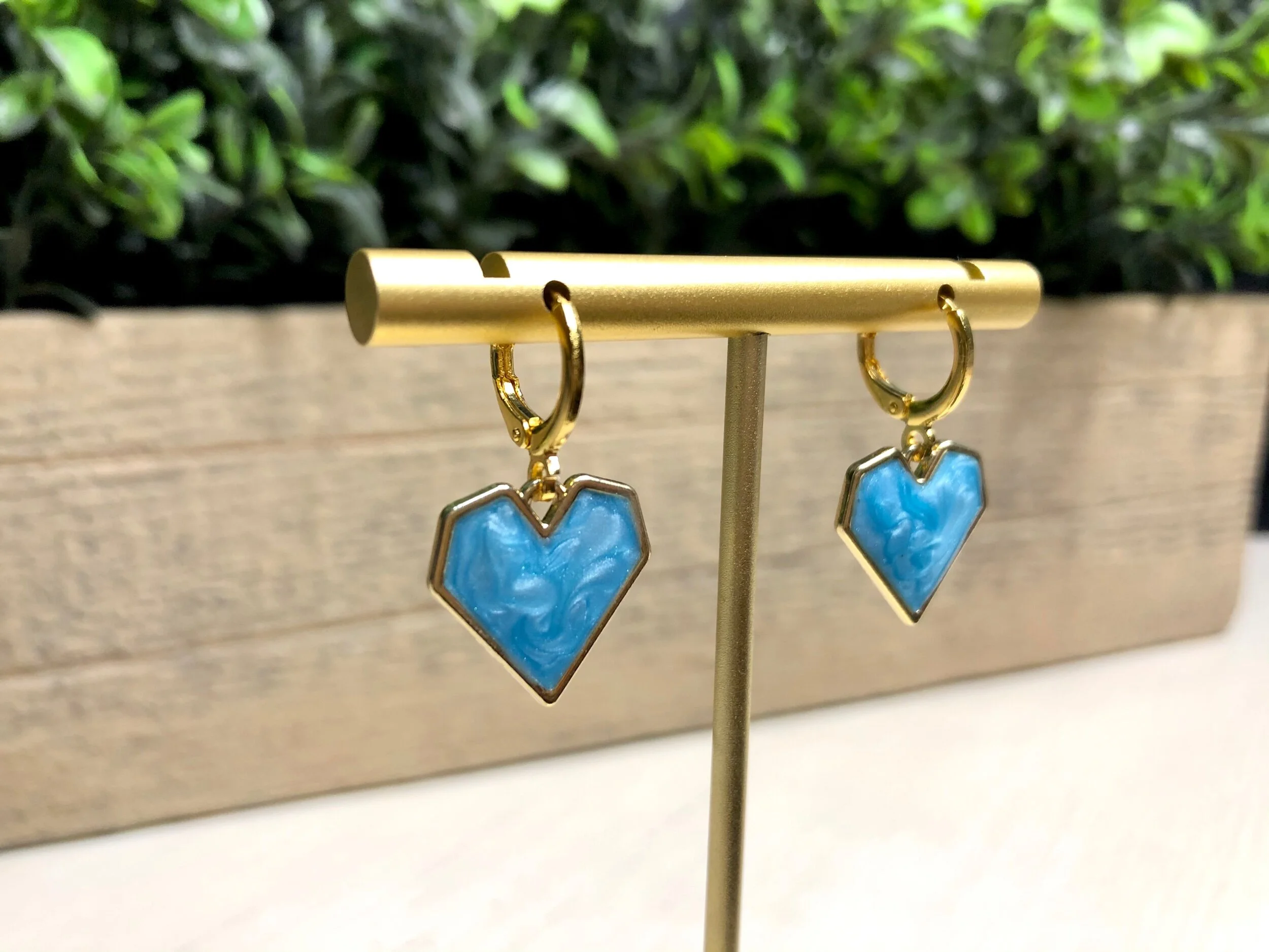 F7859458-F9AA-44C8-B230-7A4BC3F88936