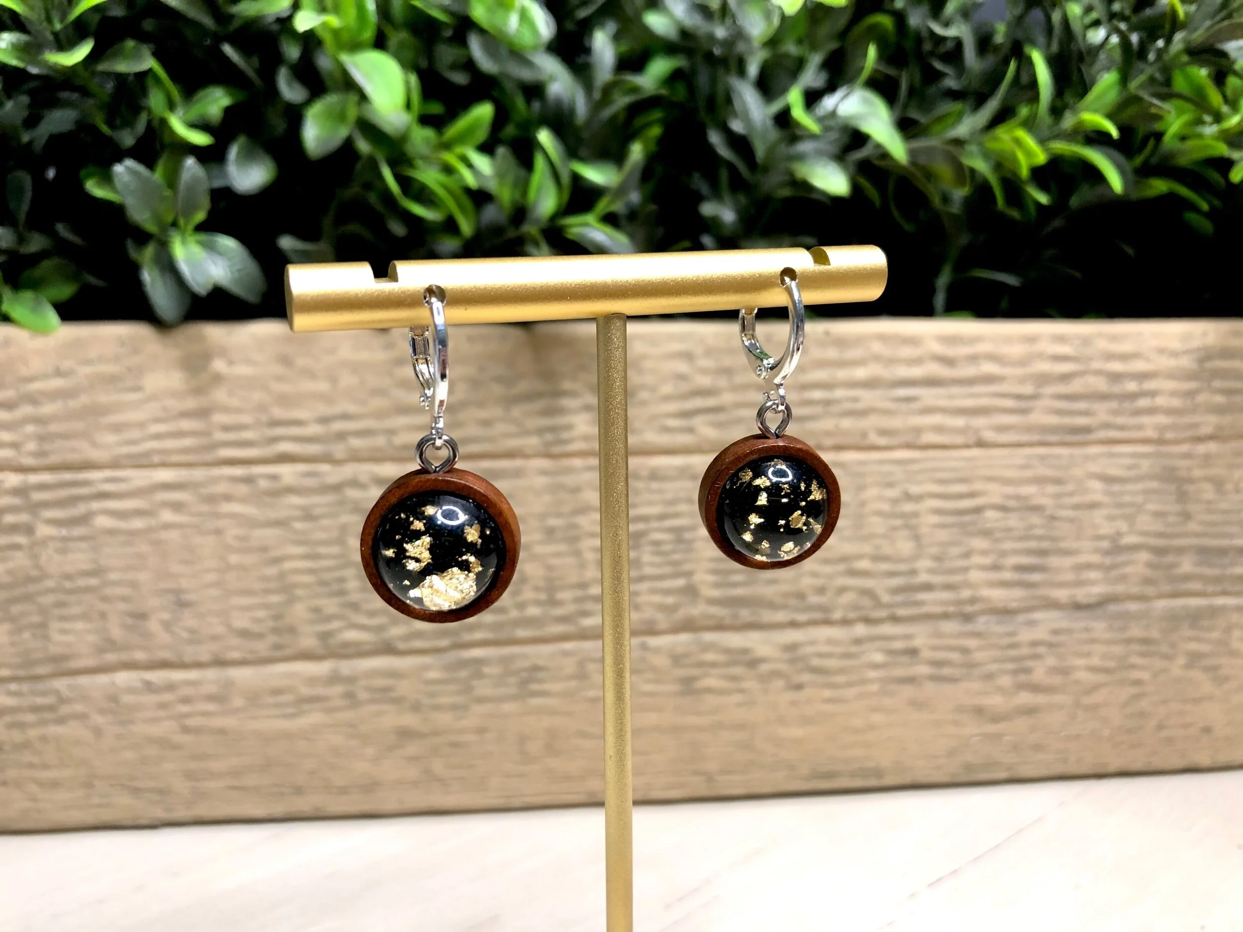 645C5A05-7BAF-4ABB-B9F7-67D431672424