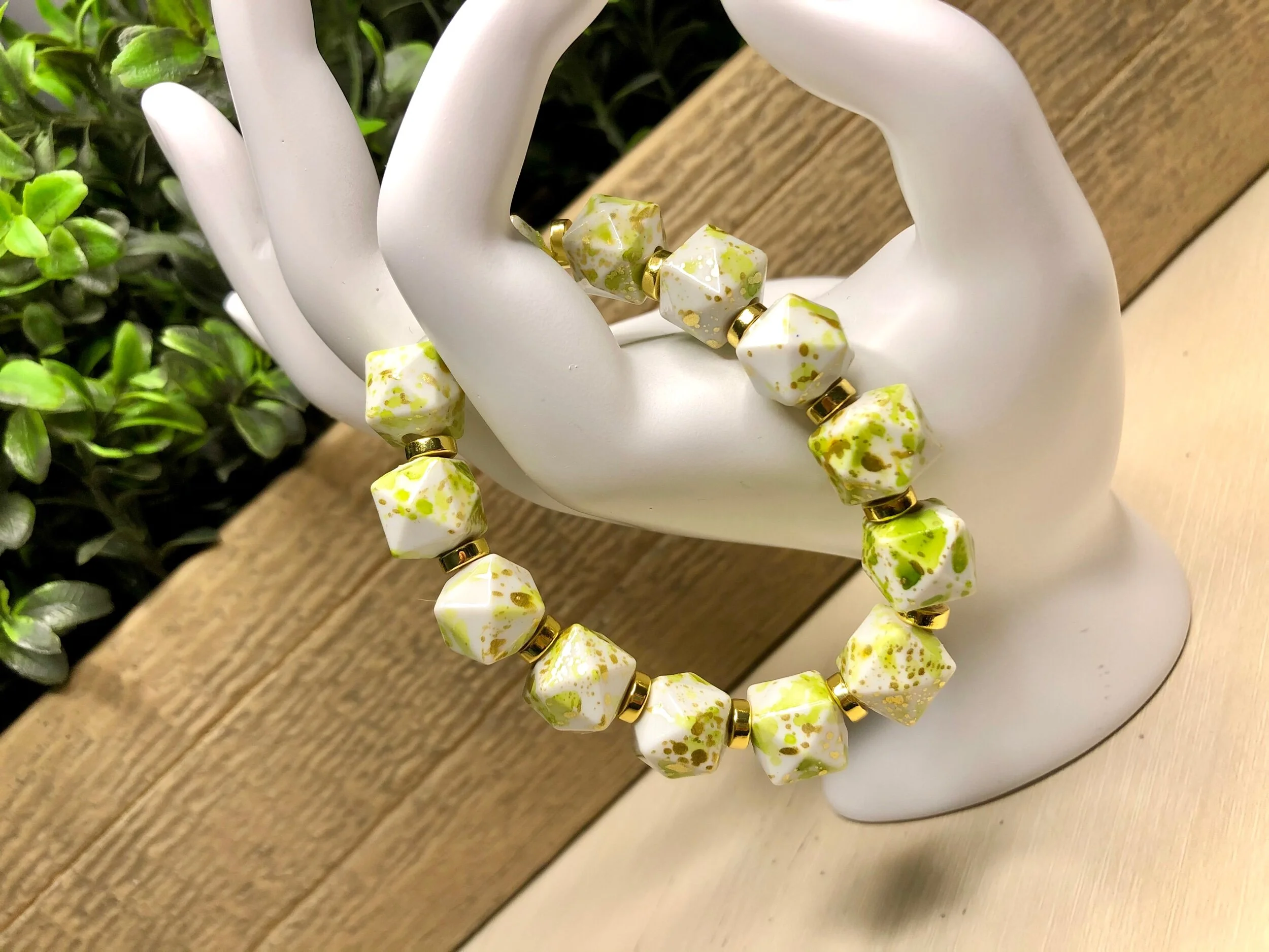 2184E20C-56B3-4F55-8BDC-601E980965CE