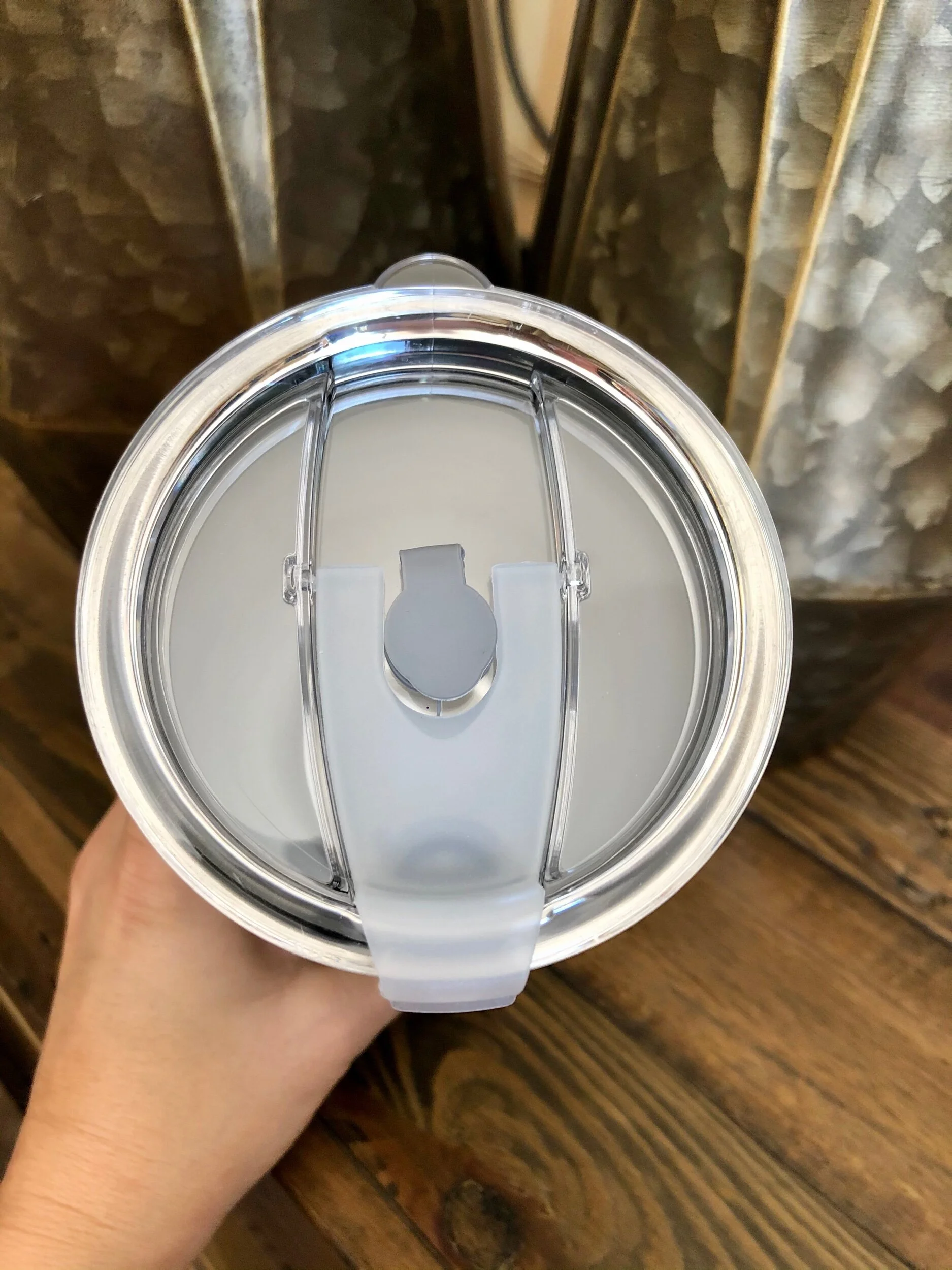 7F1CC0C2-5A61-42C8-A7B5-C2A40B7F4E32