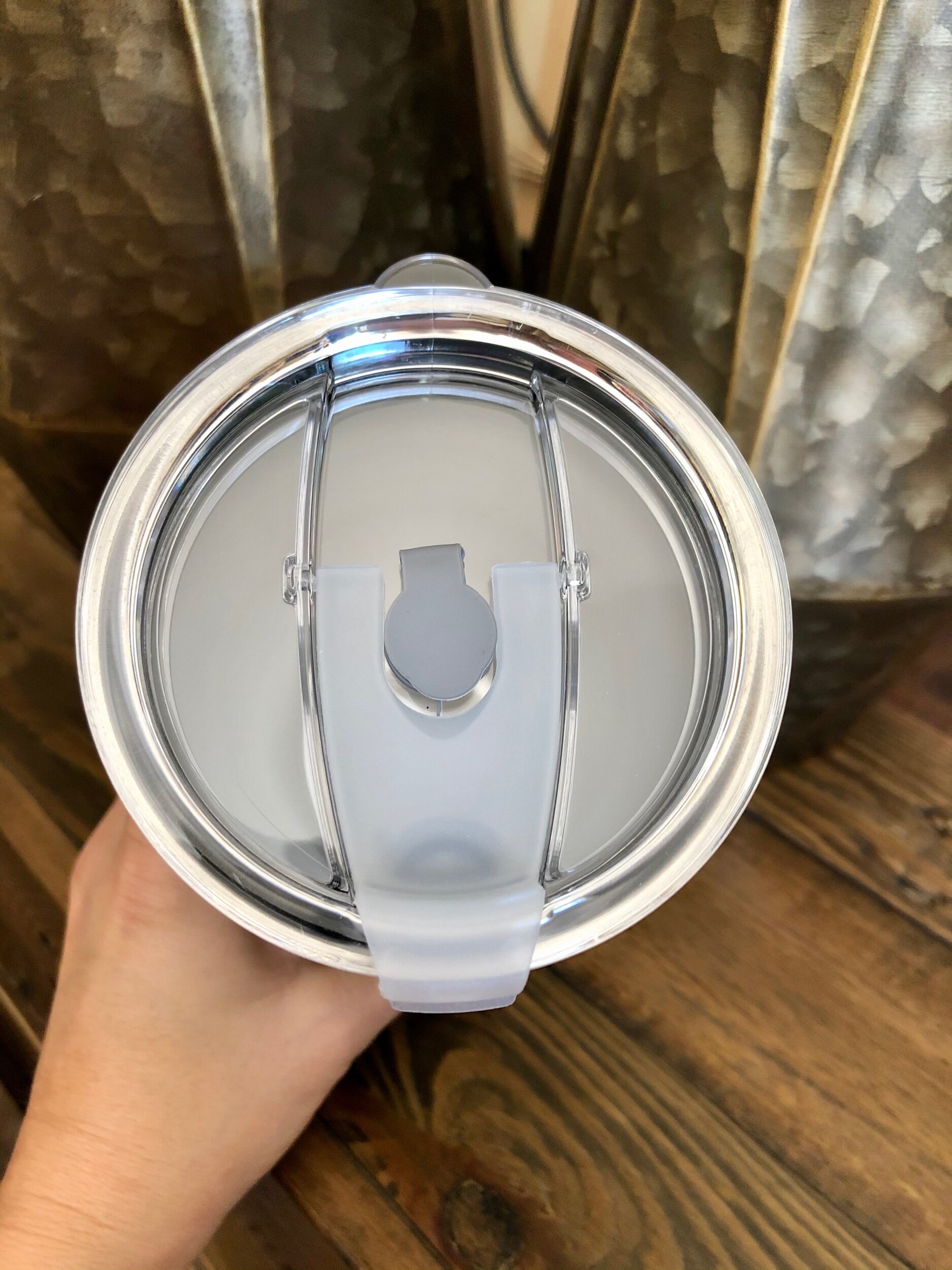 3FDAC9DE-AA34-4346-8EA8-03F0F2FFD1B7