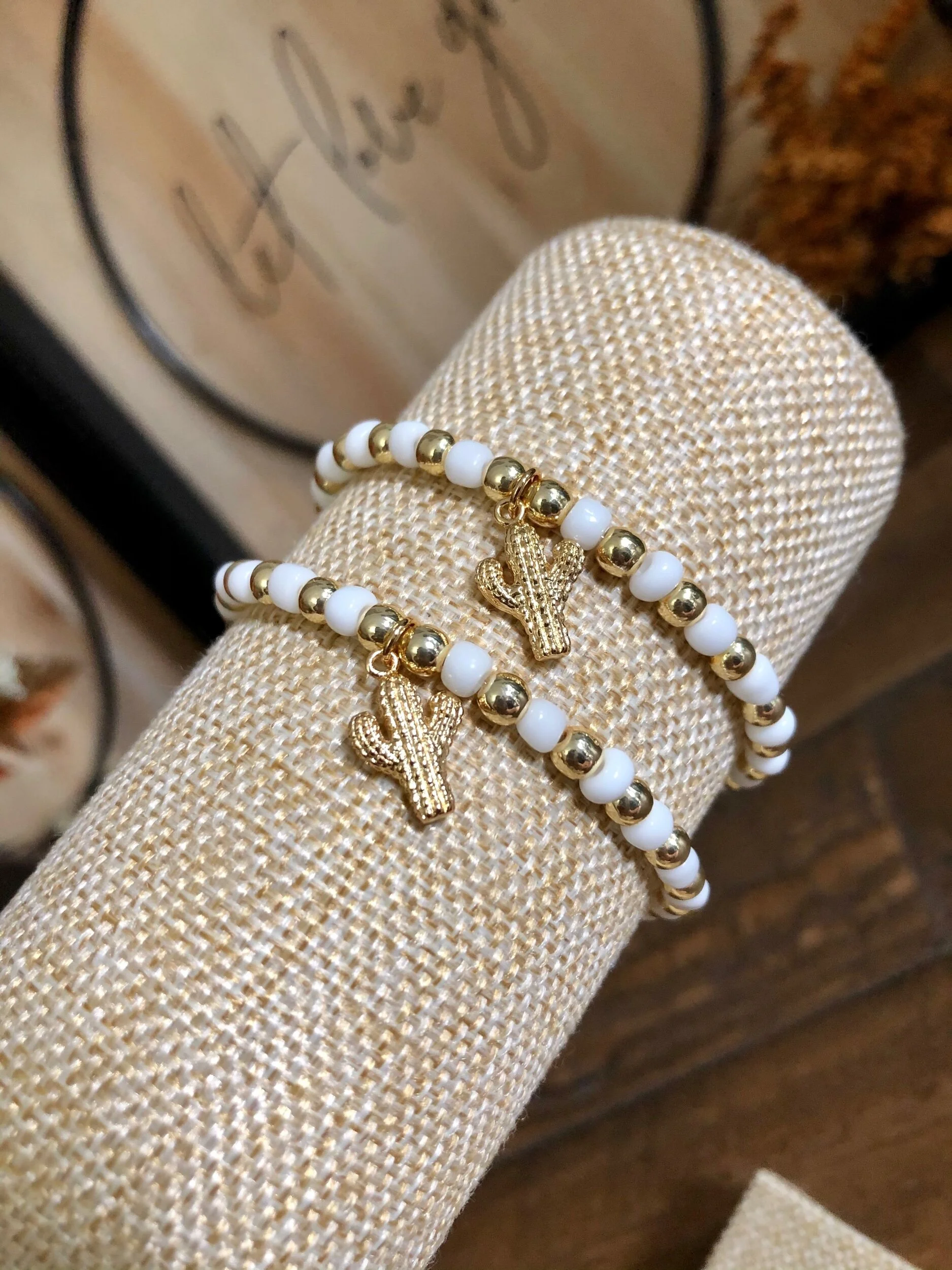 F86ABB4B-67AB-4C84-B098-29DBF04AC12A