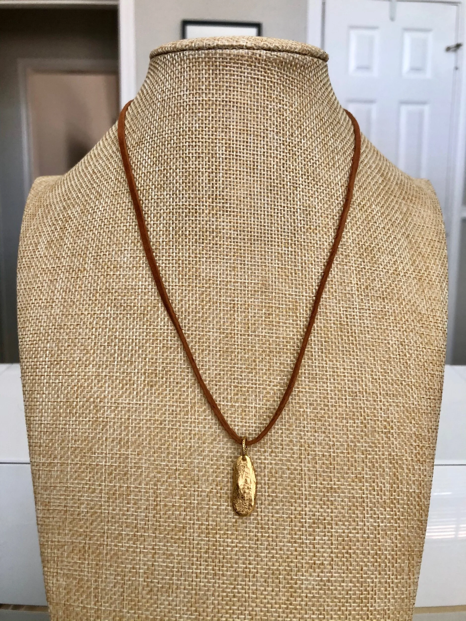 56AD915F-B4E8-4D0F-84A7-EBAA30ADEF5F