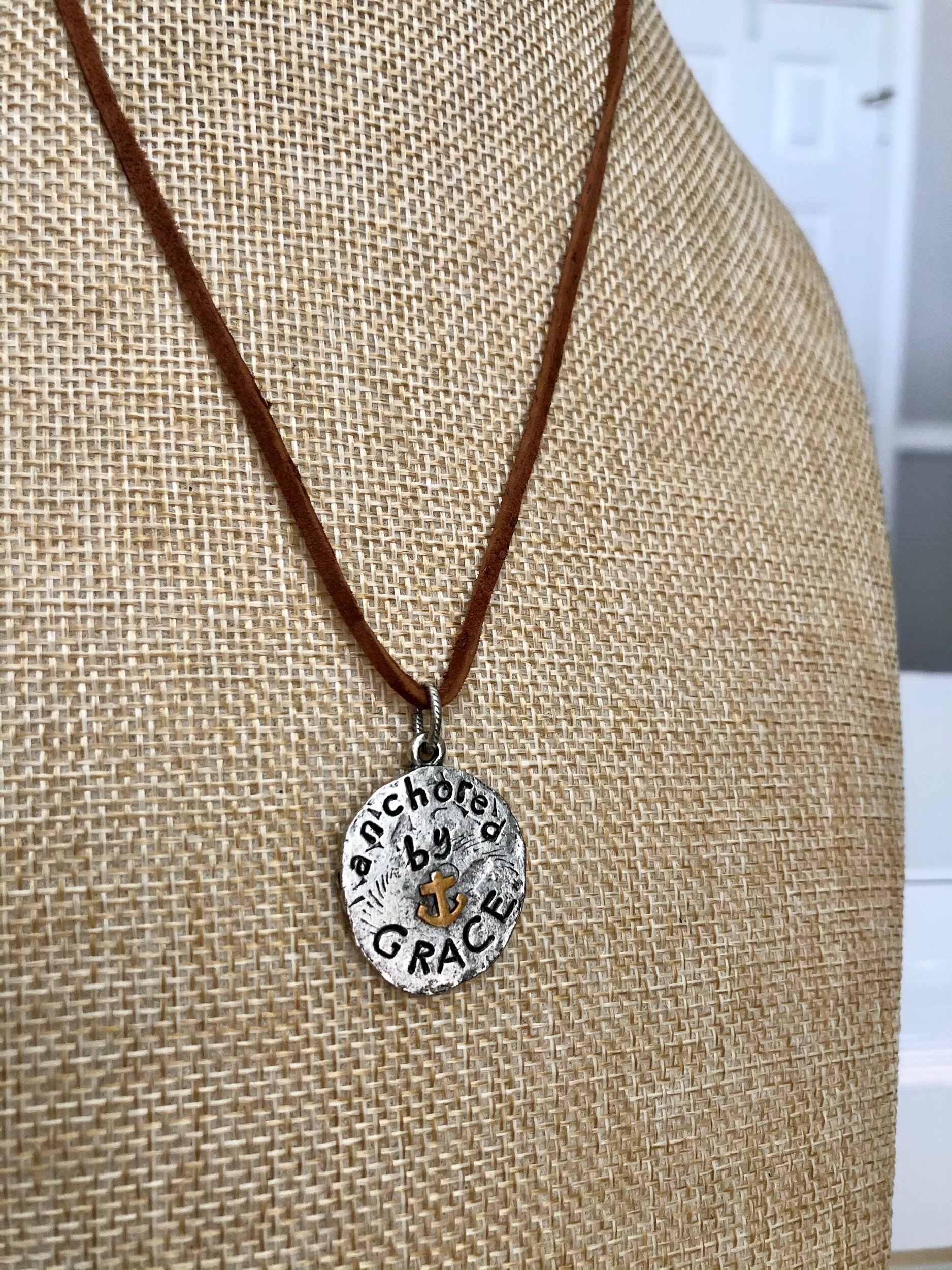 8FB2FC64-DF0B-44DA-963D-FB4C4CD43A6F