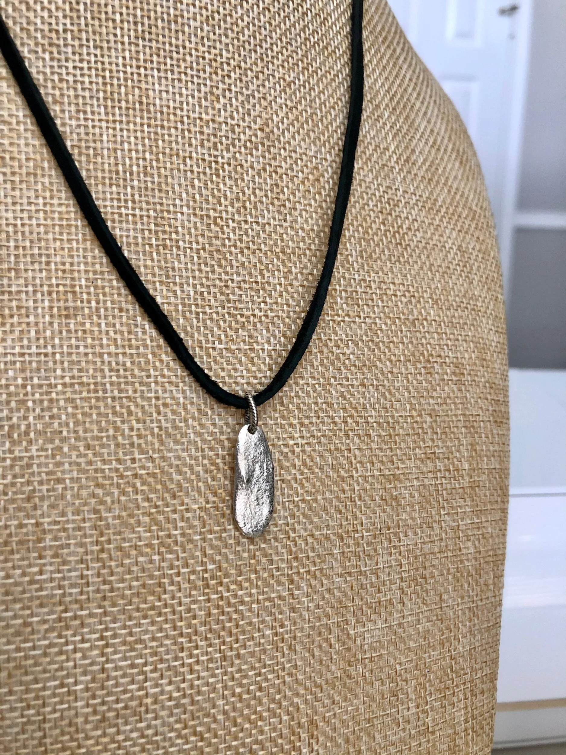 CF8C7B98-226C-4076-BF73-270DFC0E318A