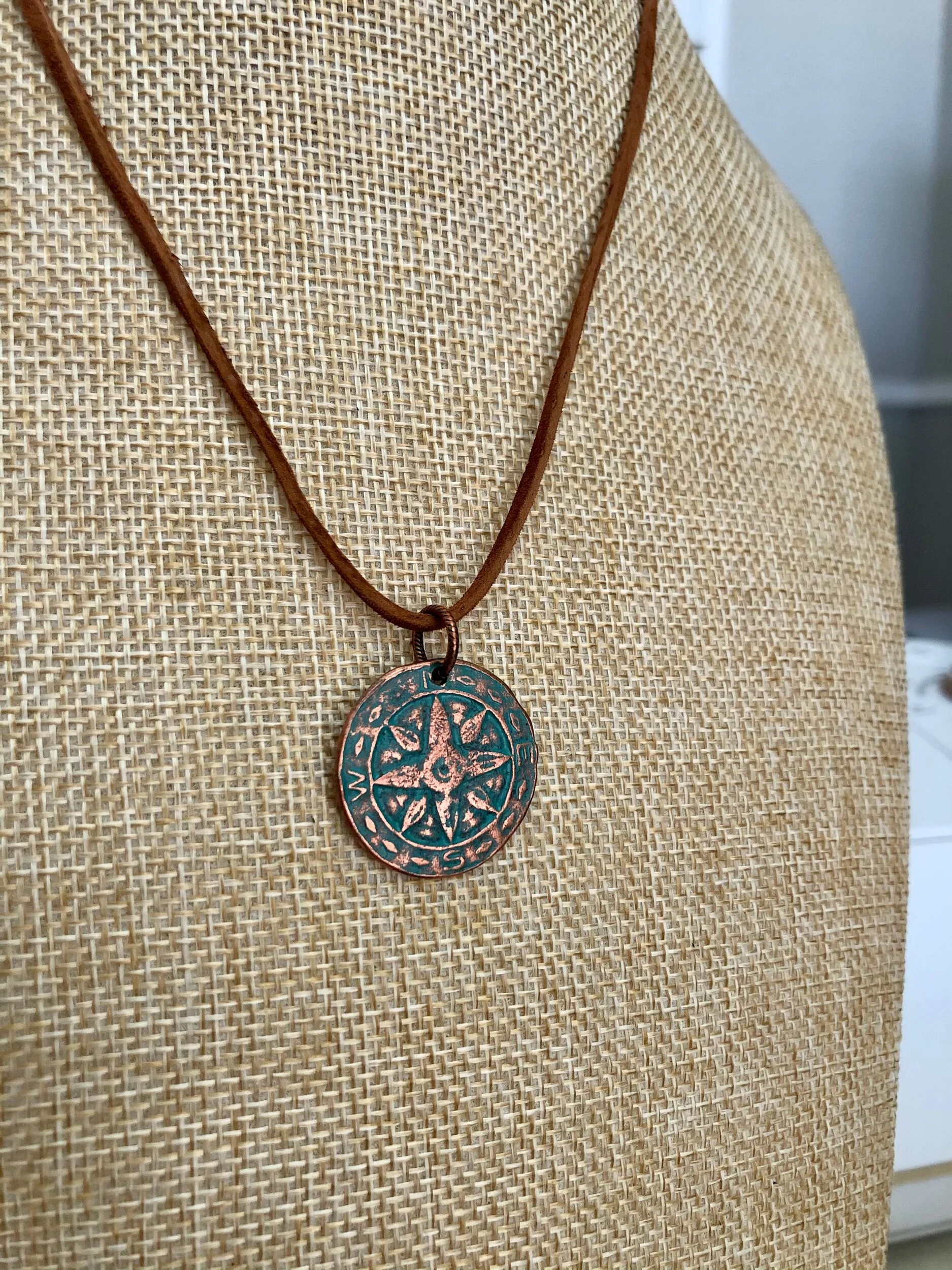 F27884E9-97C5-407F-B570-EBF796BD35FB