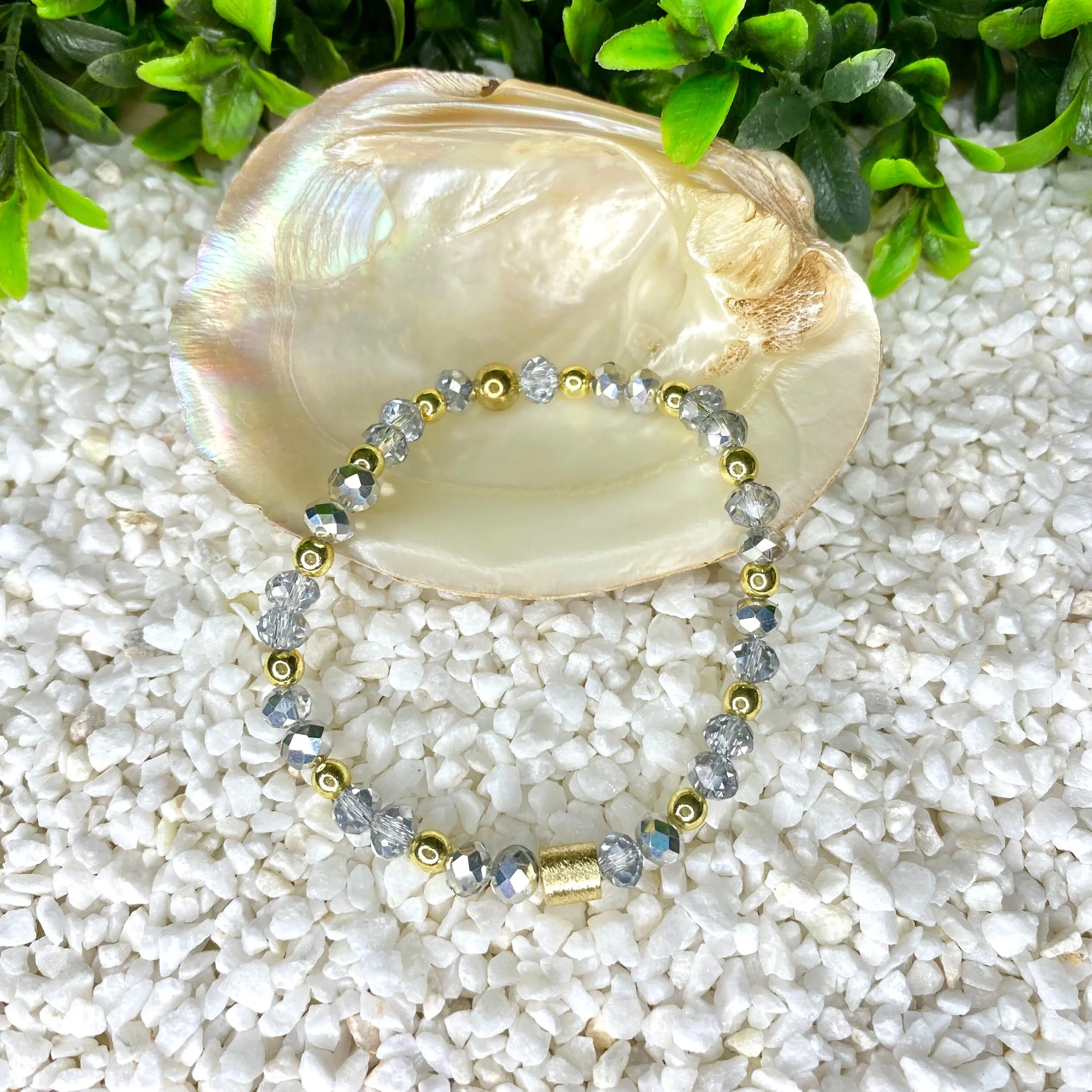 35B76D6B-9906-4FA6-BA7E-A513C0BABF68