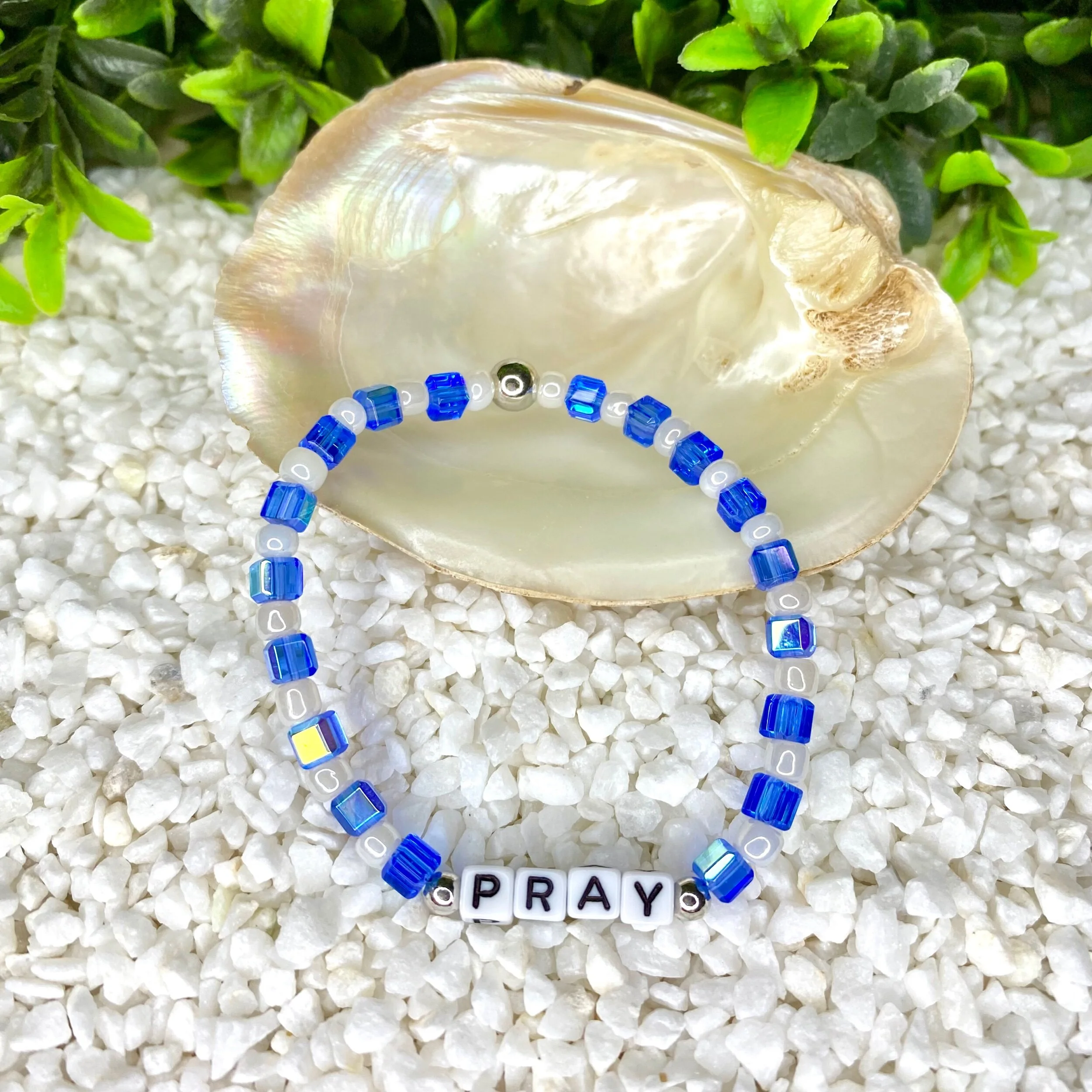 E4733B8B-763B-496C-8C97-40F27B4F65DA