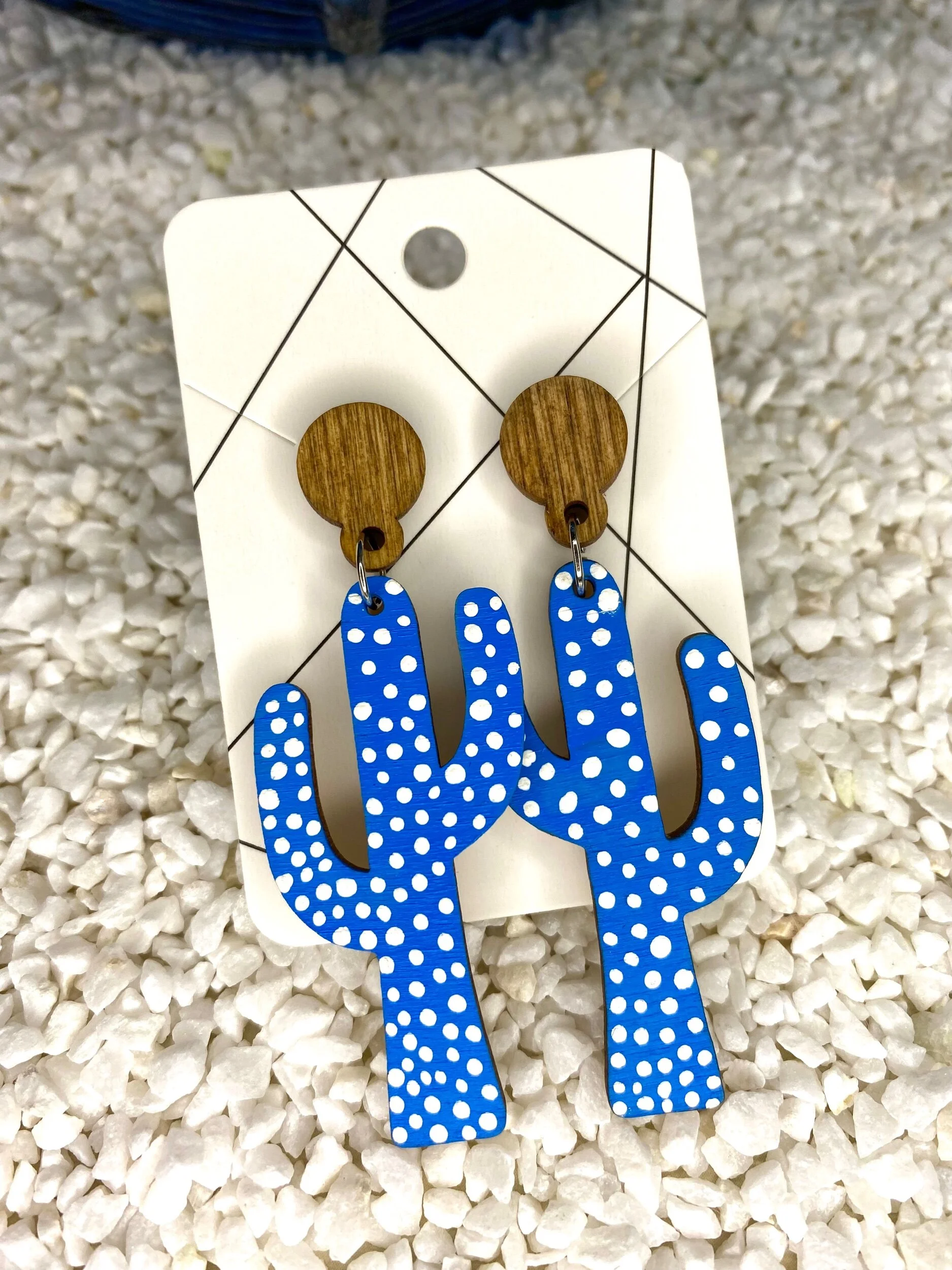 4AC1BED6-9316-449E-9C5D-CDC0103559D3