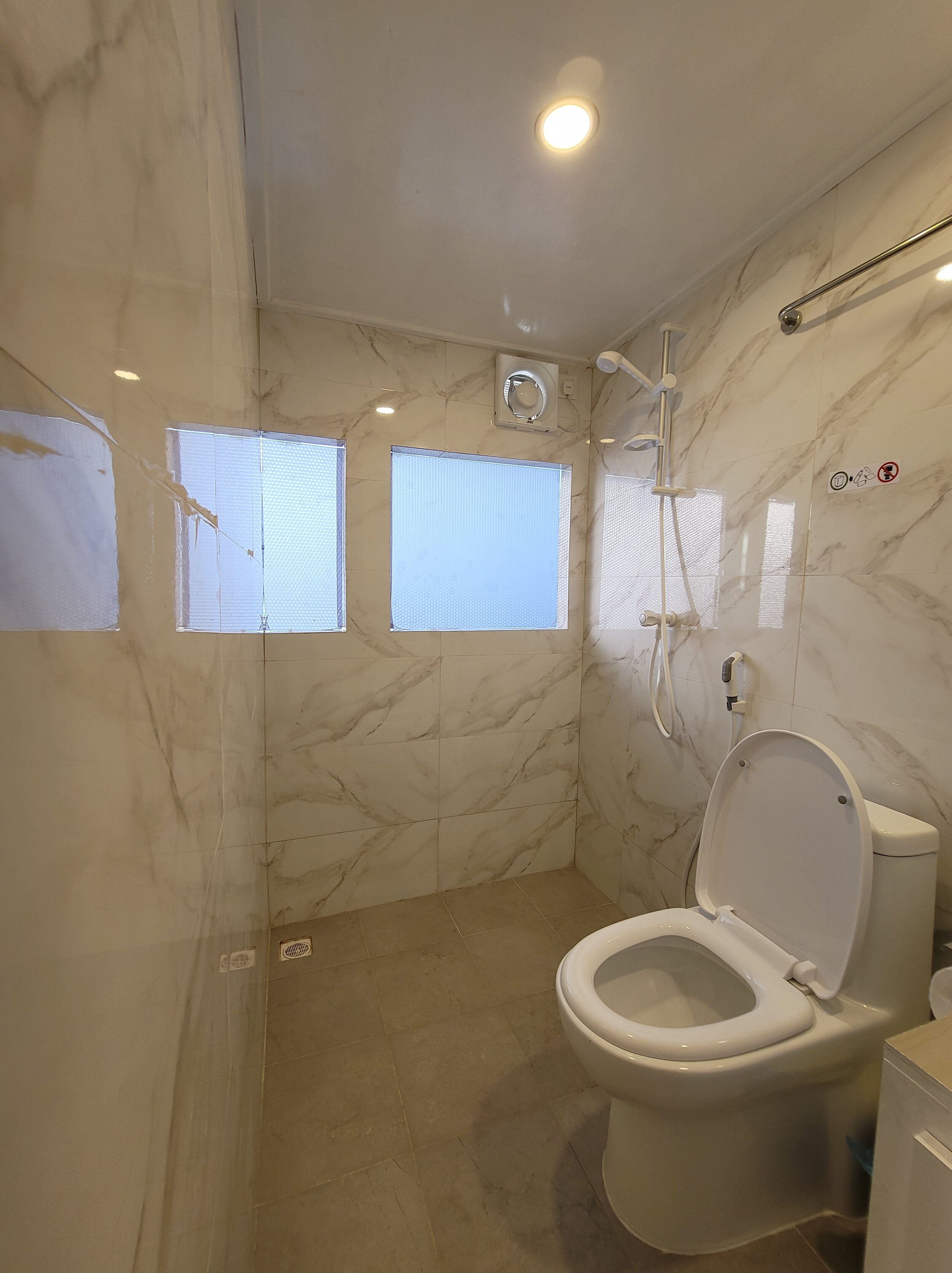 Dhinasha Upper Deck Cabin Bathroom