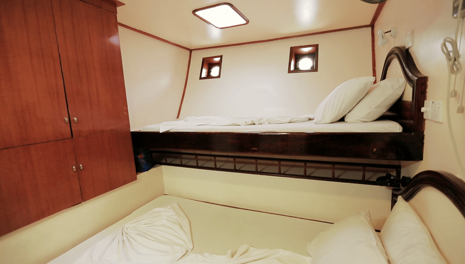 Dhinasha Lower Deck Cabin