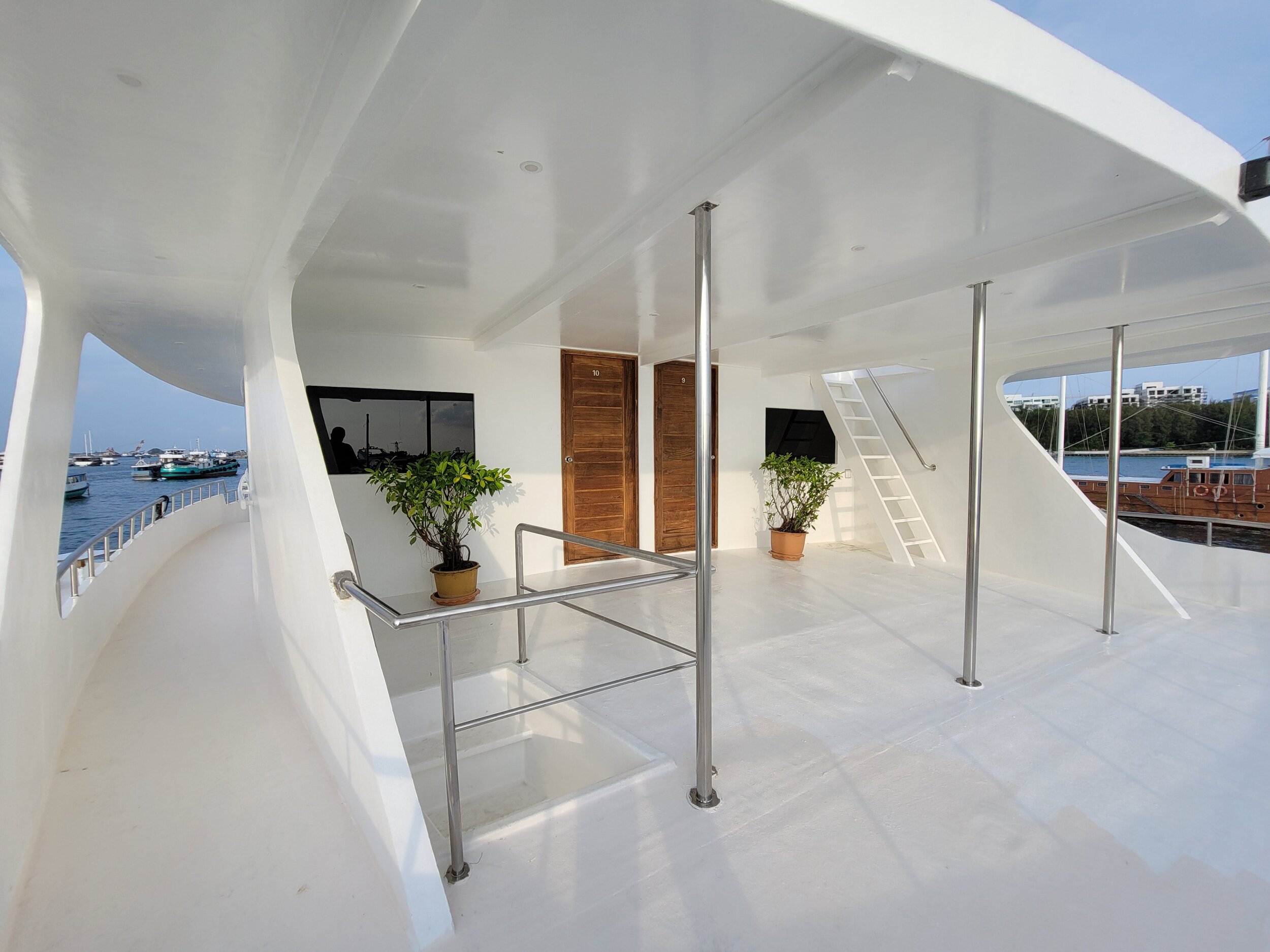Dhinasha Upper Deck Room Entrance