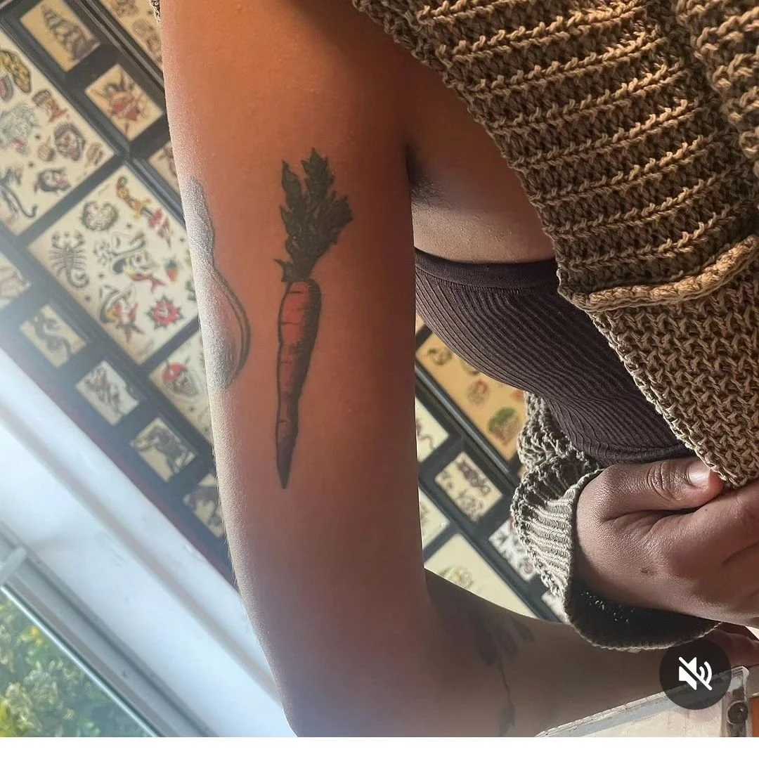 Healed! For appointments call 410-276-1300...
.
.
#tattoo #tattoist #tattooart #baltimoretattooartist #saintsandsinnersbaltimore #carrot #carrottattoo