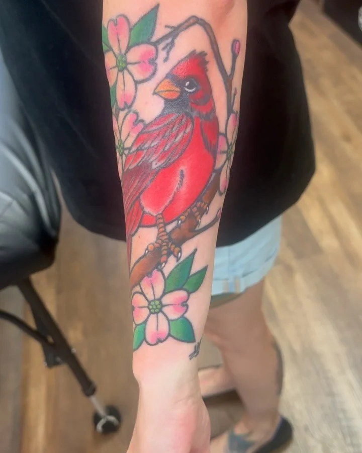 #cardinal #cardinaltattoo 
Thanks babe @cortball 🤘🏼🥰🤘🏼
-added color into the lines 6 years later🕺🕺🕺🕺🕺🕺🕺🕺🕺
.
@saintsandsinnerstattoo 
❤️&hearts;️410-276-1300&hearts;️❤️
.
.
#northeasterntattooer #baltimoretattooartist  #historicfellspoin