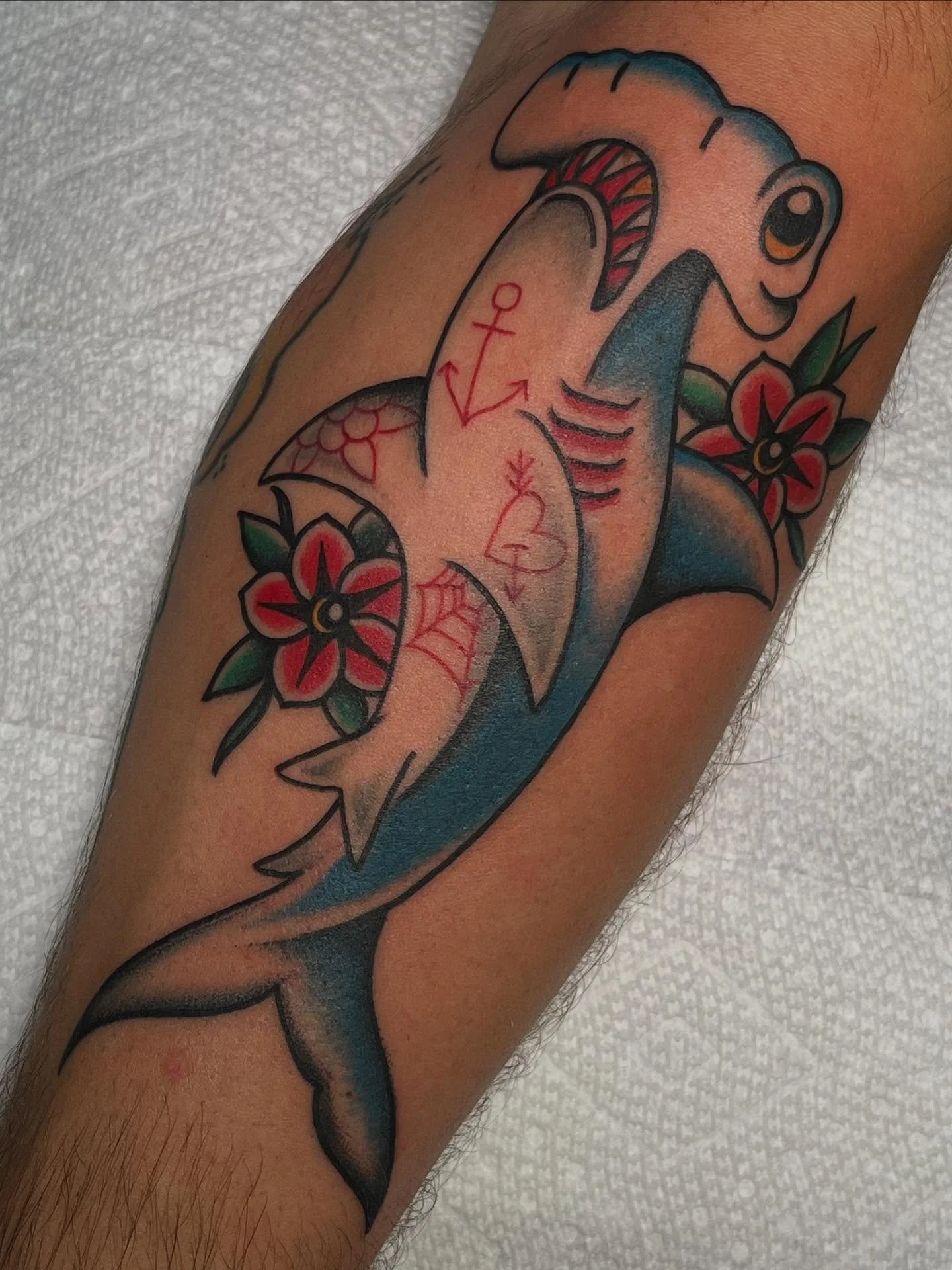 What a better way to celebrate one&rsquo;s birthday, not only one but two tats. Thanks so much Mason for coming through again, thanks for looking!

#tattoos #art #femaletattooartist #ladytattooer #americantraditional #colortattoo #sharktattoo #nails 