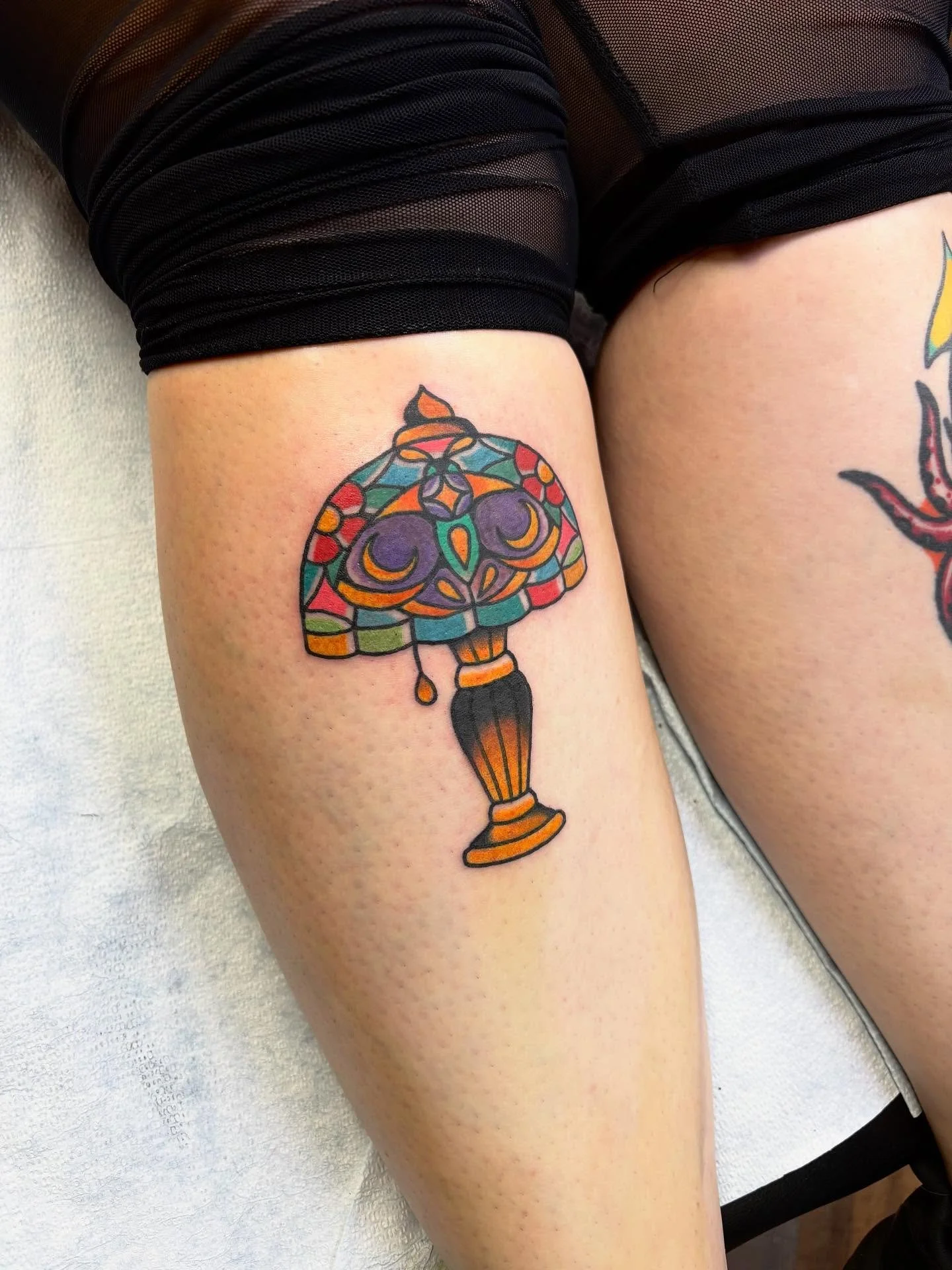 Tats. Flash. And weirdos. Thanks for all the trust🎃