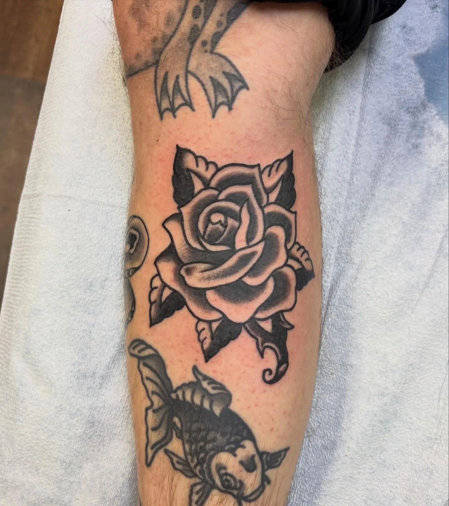 Flash piece tats! Tons of flash on the walls com grab something cool like this 🌹