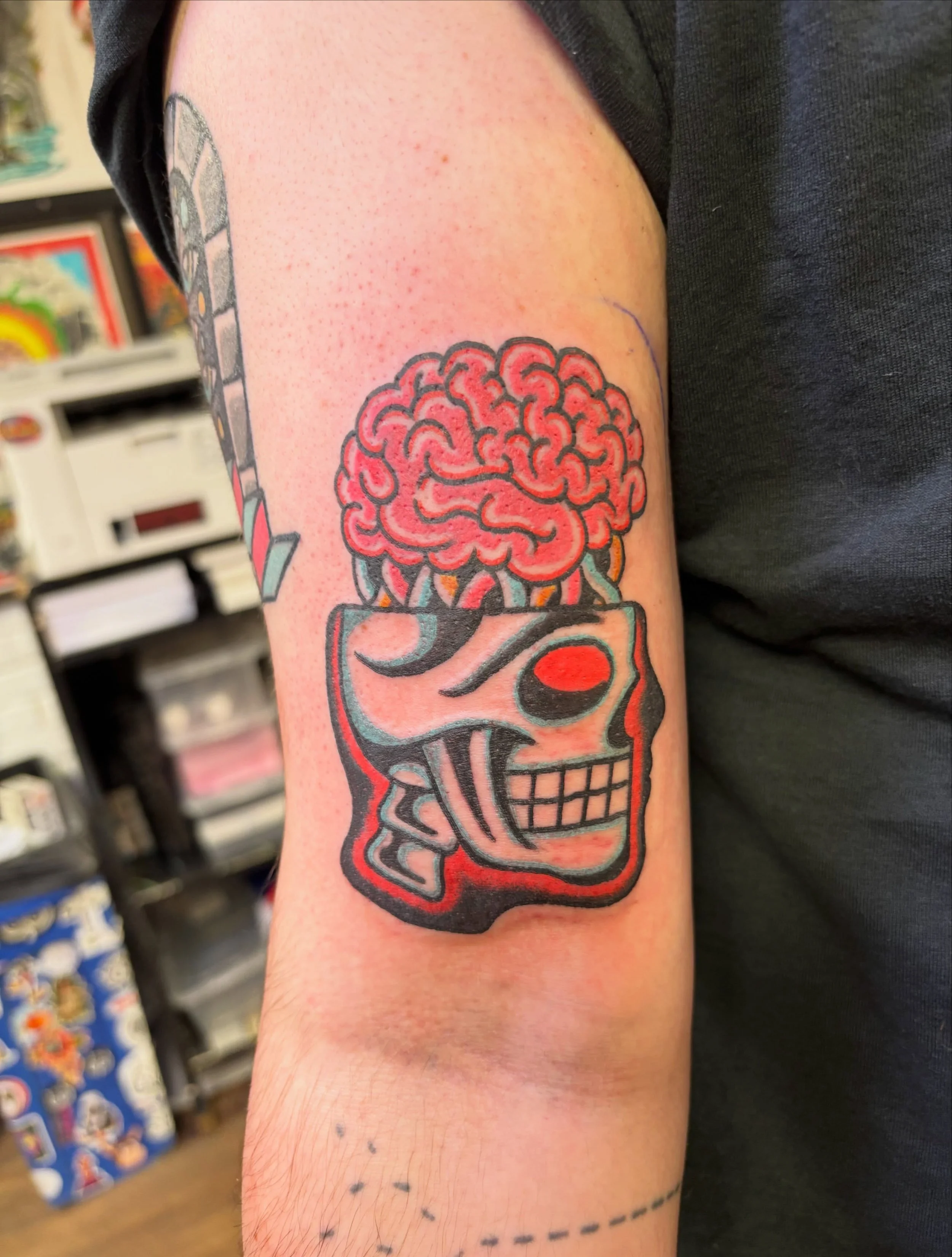 I&rsquo;m 31 today, and some cool things happened this week! Little baby Olive has arrived and I&rsquo;m still doing fun tattoos:) thank you to everyone who has been super supportive through everything! And thank you to @sommernotwinter for being suc