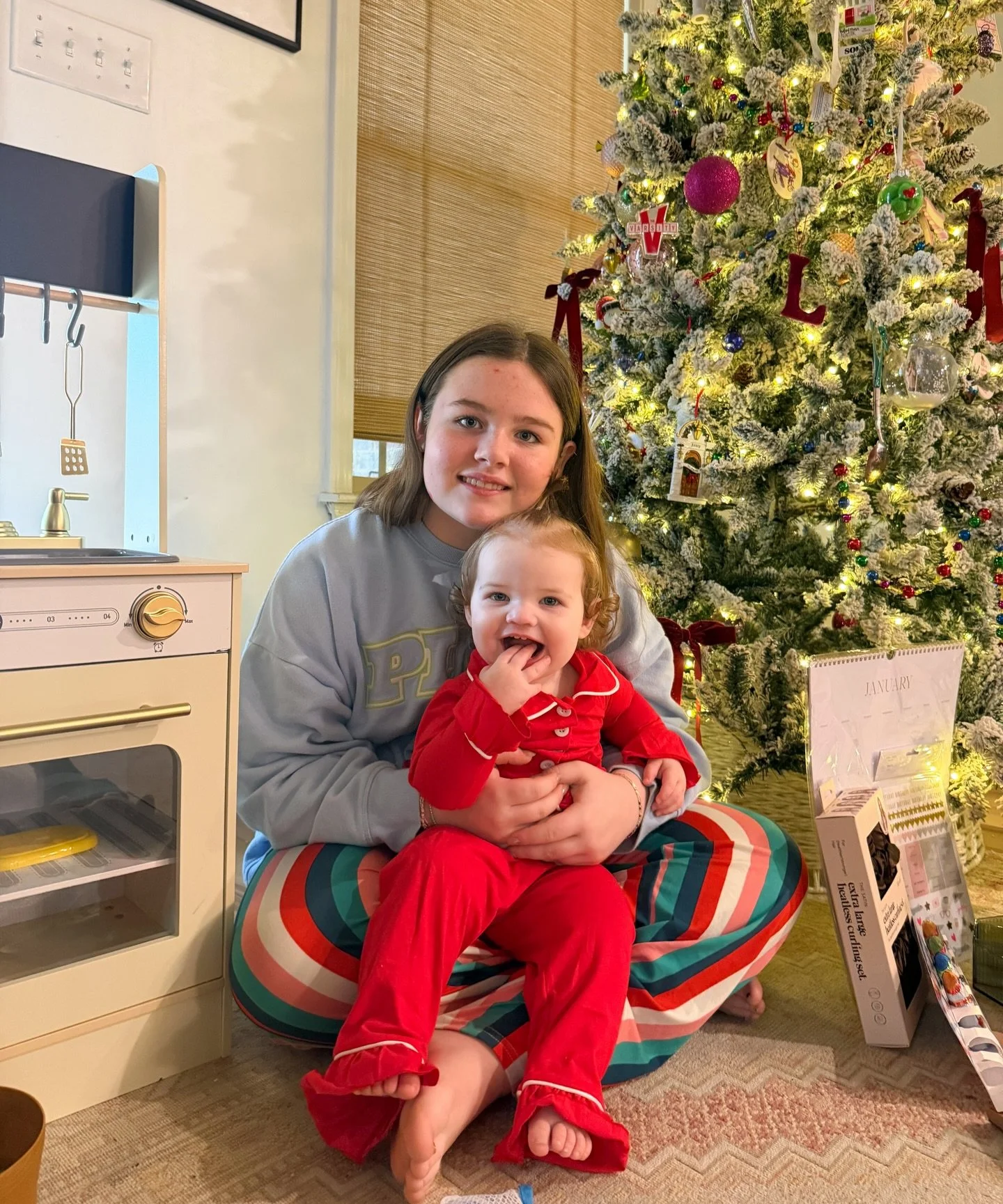 We had a very merry Christmas celebrating with all of our family this past week! I decorated tree #2 and it lasted 2 days until had to quickly take down all of the ornaments again. 🤣 Lottie has been cooking in her kitchen all week long&hellip; and L