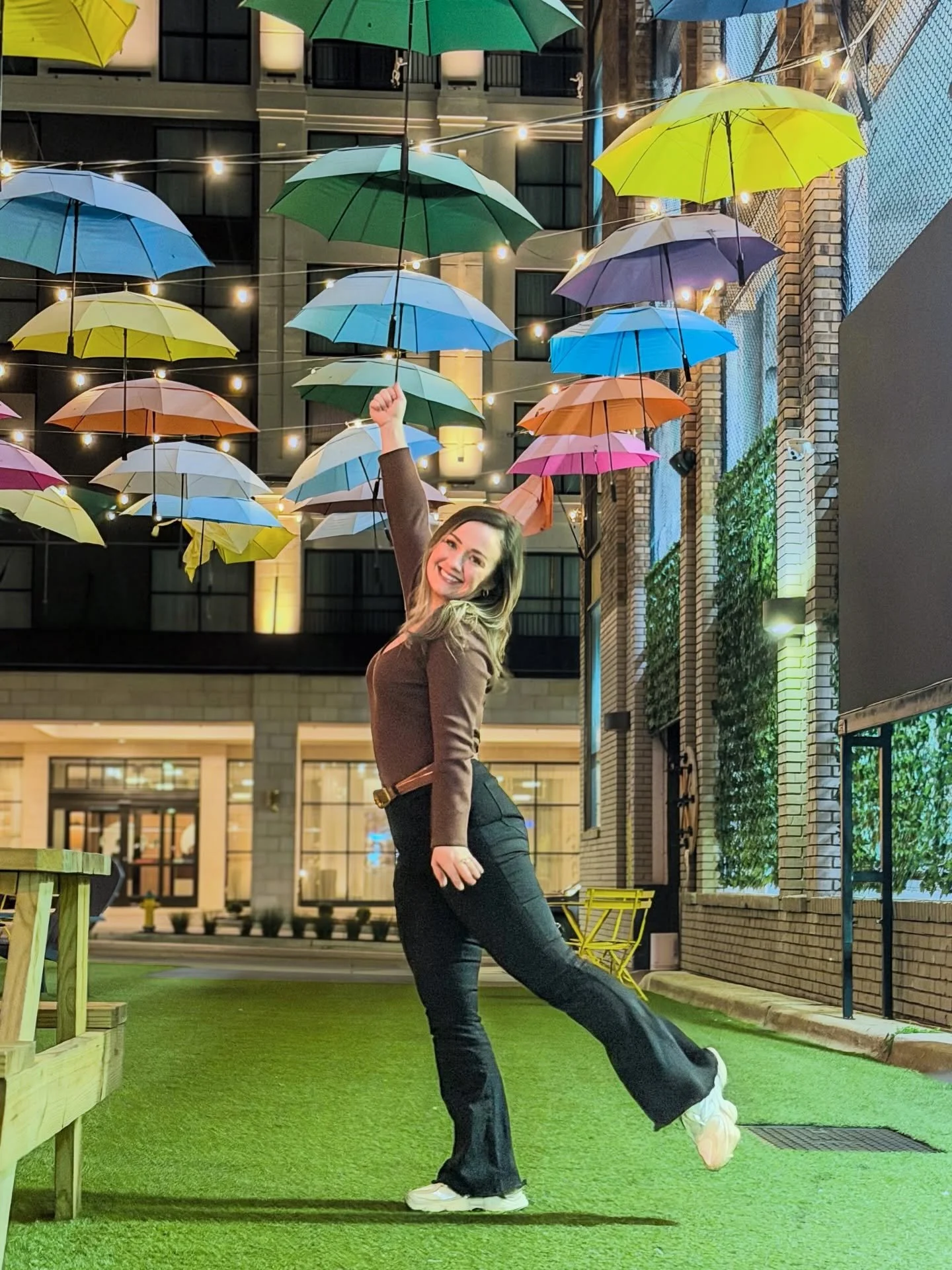 Thank you sooo much to everyone who wished me happy birthday!!! Idk if it was bc I got an early start to adulthood or what but I&rsquo;m feeling every bit of my age + some 😂 
My dad made a trip into town to visit&hellip; and then I enjoyed dinner wi