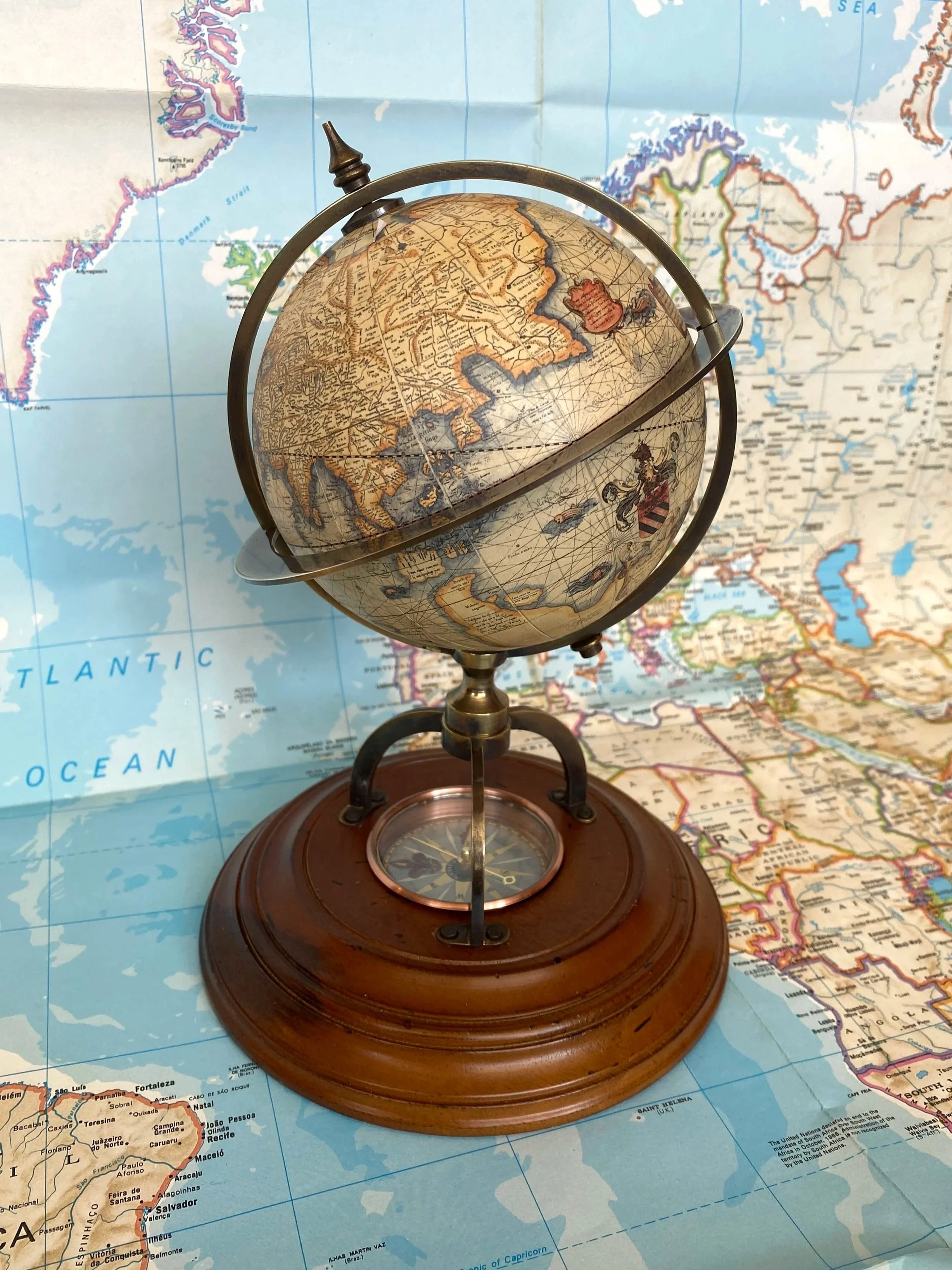 TERRESTRIAL GLOBE WITH COMPASS