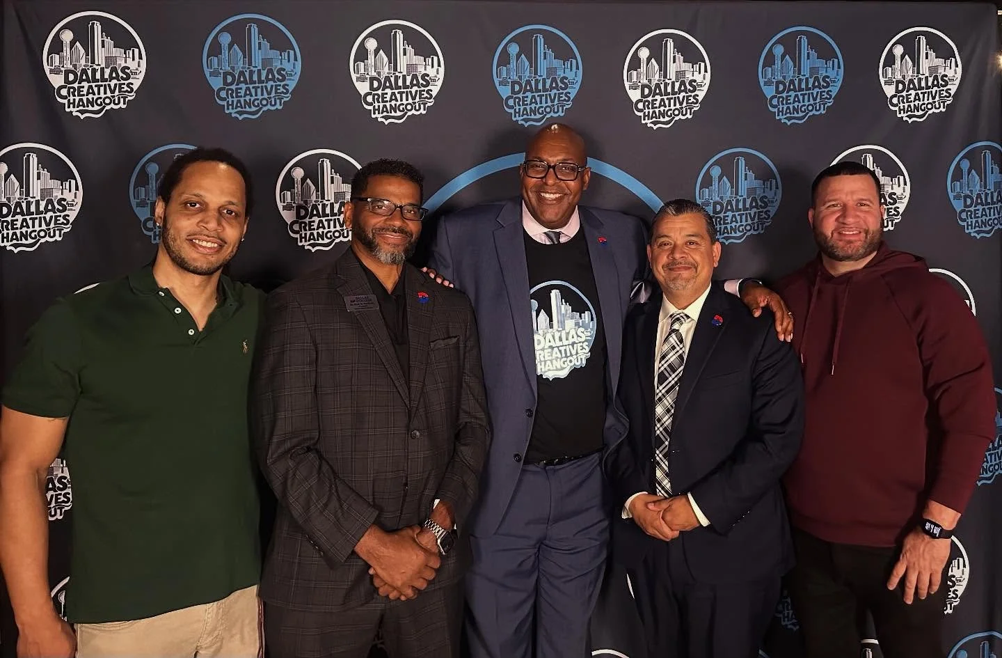 Last night&rsquo;s Dallas Creatives Hangout was pure energy. 🔥
A room full of artists, storytellers, and innovators from every lane&hellip; music, film, design, education.. you name it. It&rsquo;s more than networking; it&rsquo;s finding your creati