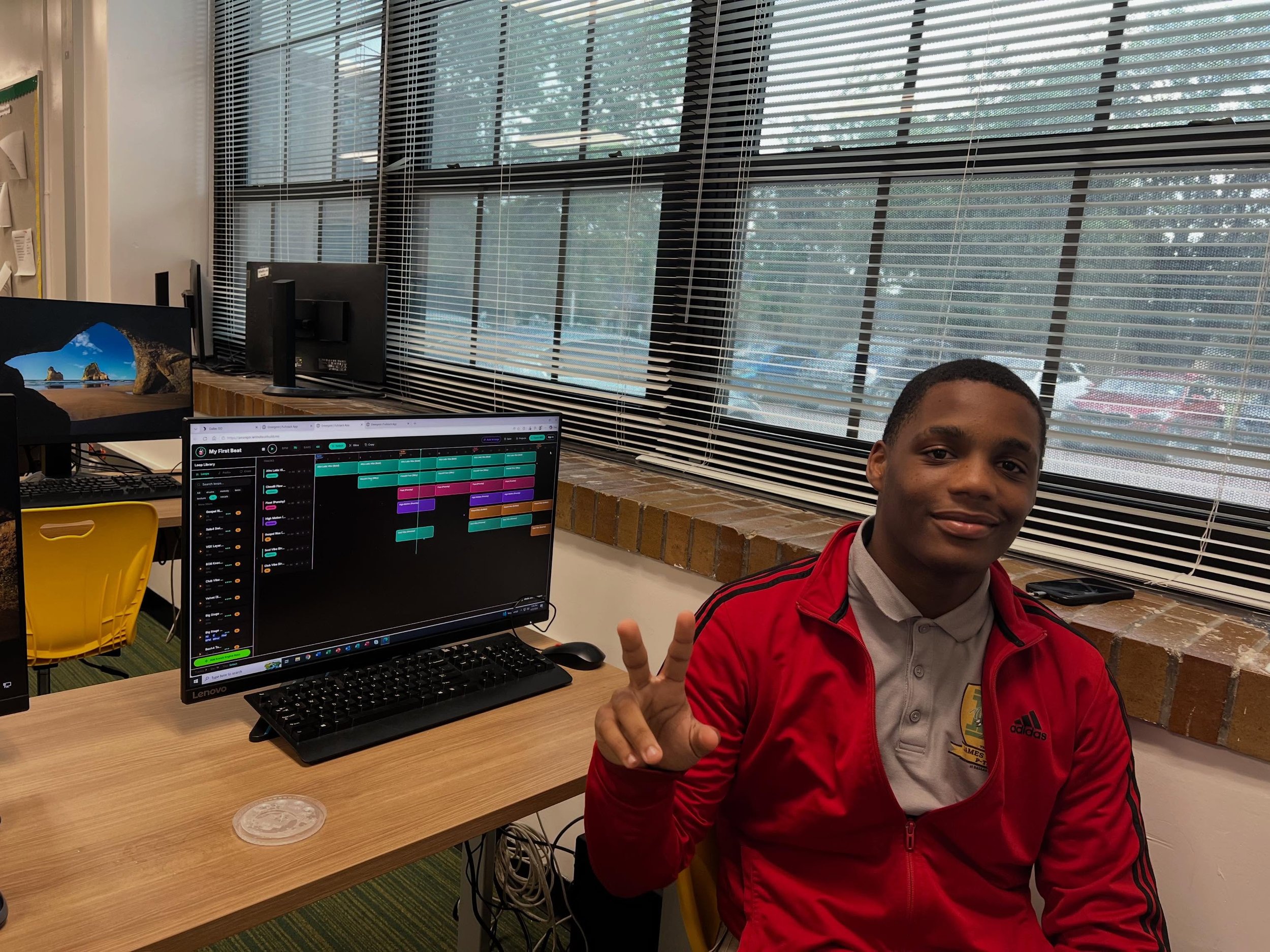 Let The Beat Build ALERT 🚨!!!

Beat Arranger just touched down 🚀

Ran a test pilot and these kids was COOKING&hellip; not playing around, real creative energy in the room. Watching them build, experiment, and actually own their sound? That&rsquo;s 