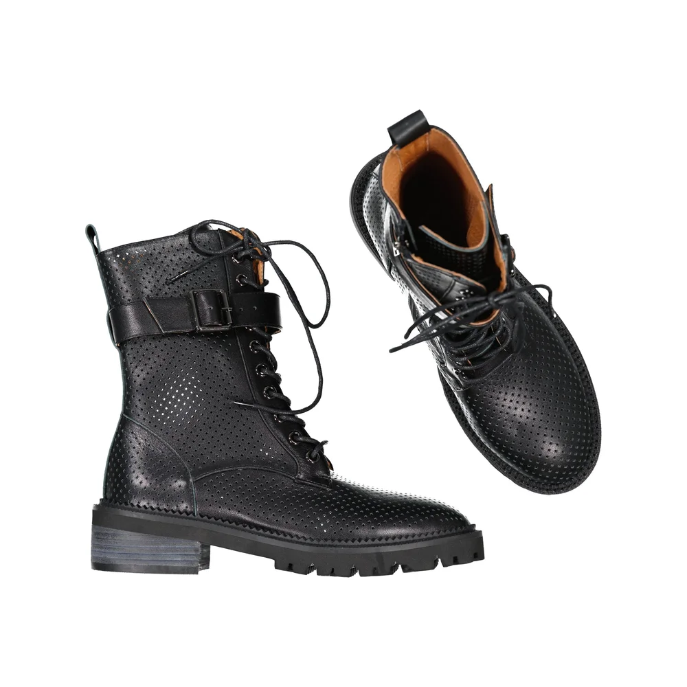 minx black boots