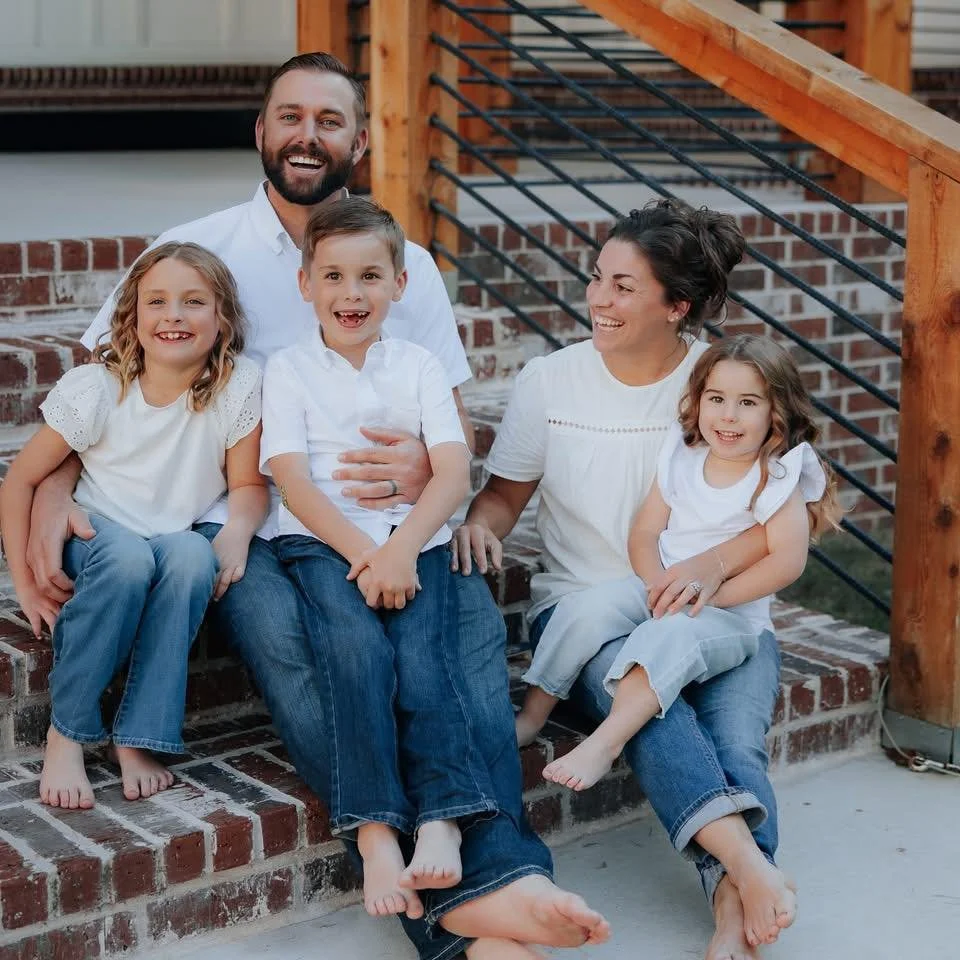 Bailye and Brandon with their kids: Kinza, Karson and Kayt