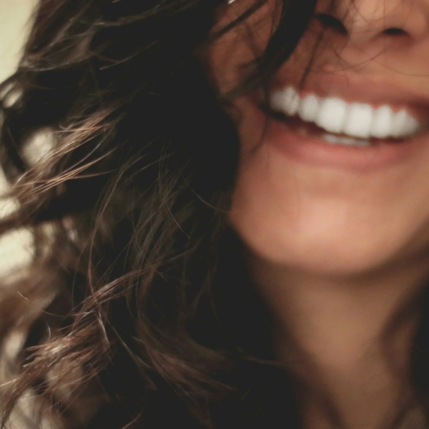 A New Smile, No Filters Needed: The Magic of Dental Veneers