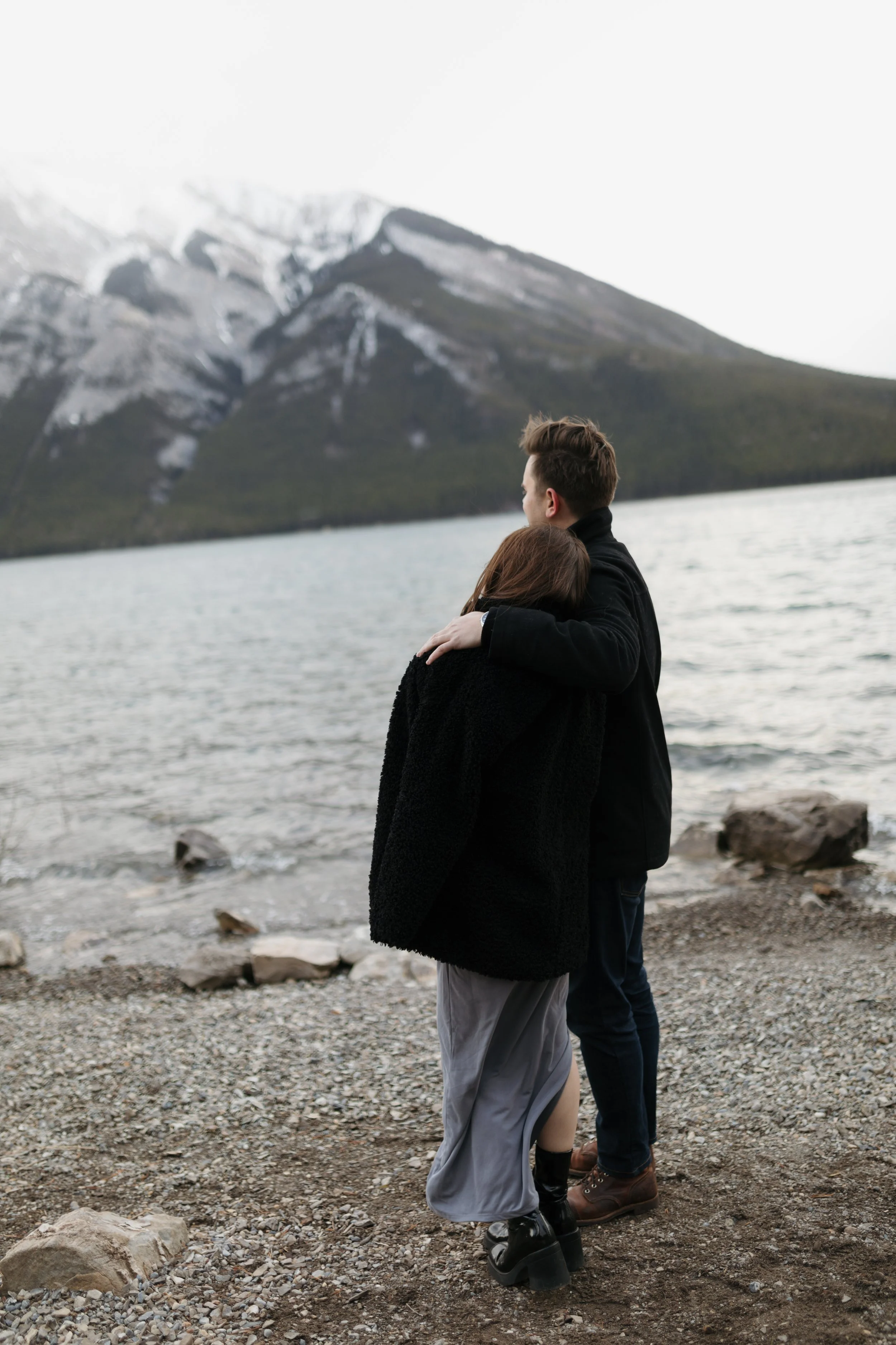 up-lake-minnewanka-sunset-engagement-13.jpg